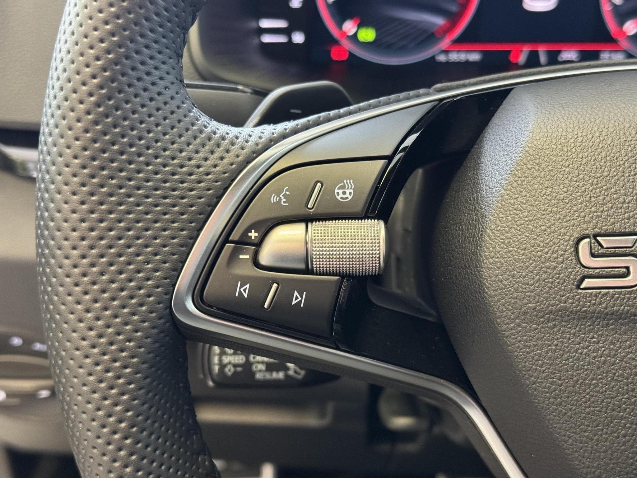 Skoda Karoq Sportline (2026) - Photo 11
