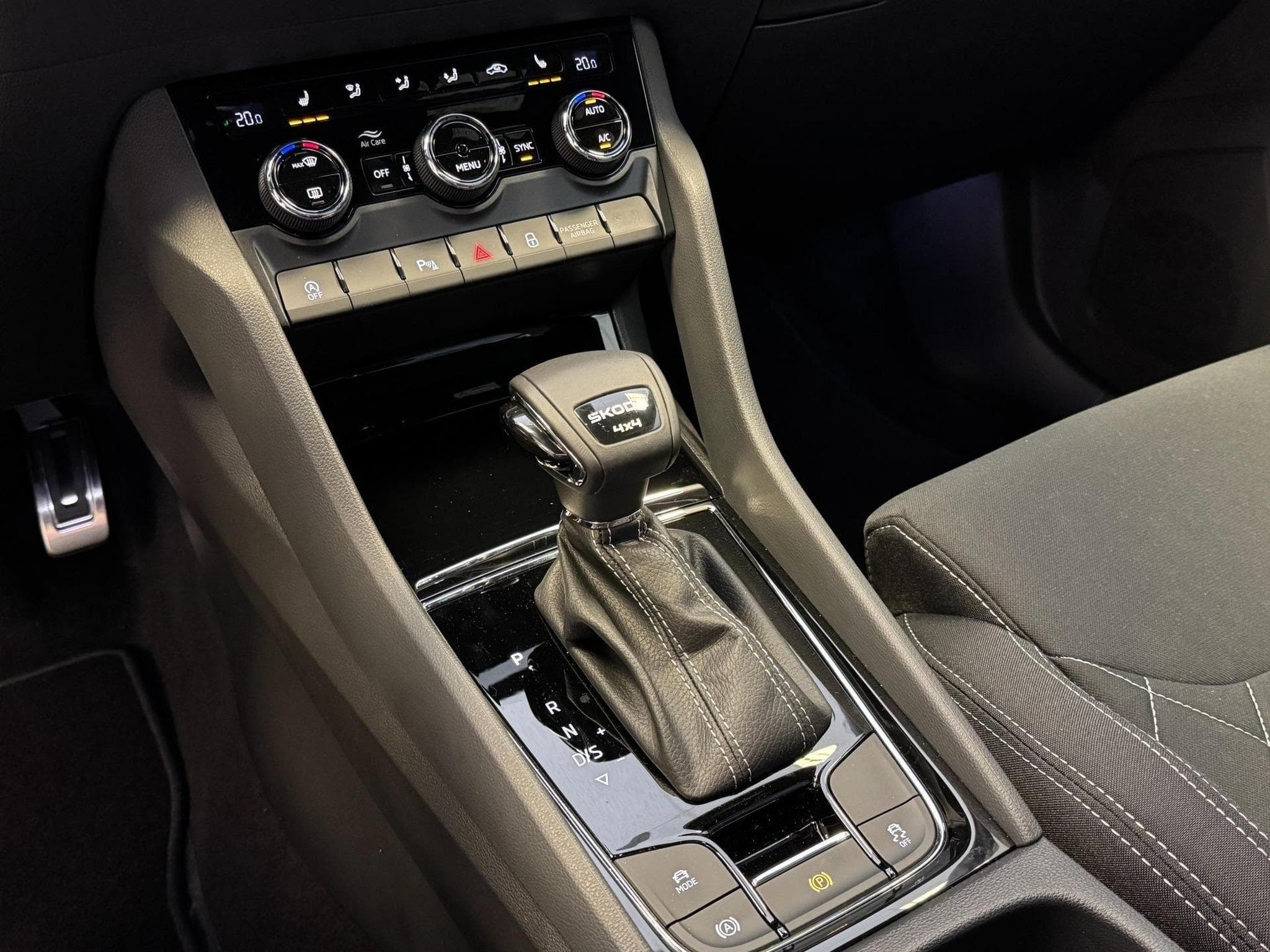 Skoda Karoq Sportline (2026) - Photo 13