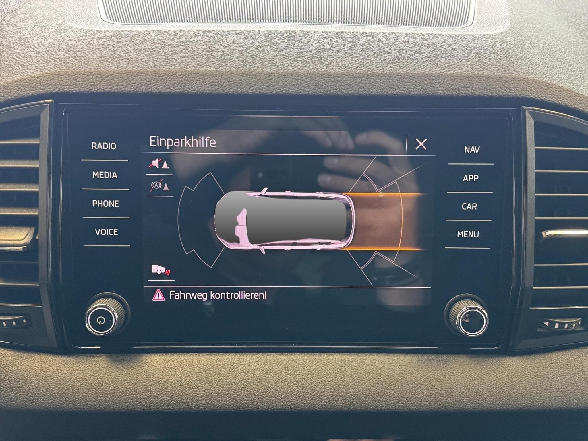 Skoda Karoq Sportline (2026) - Photo 16