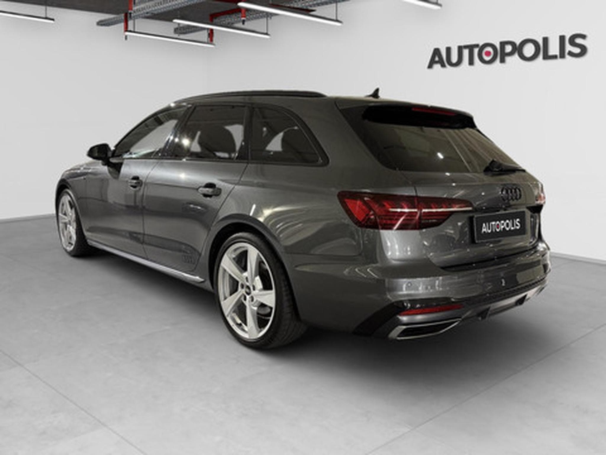 Audi A4 Avant 2.0 TDI S tronic S line (2023) - Photo 14