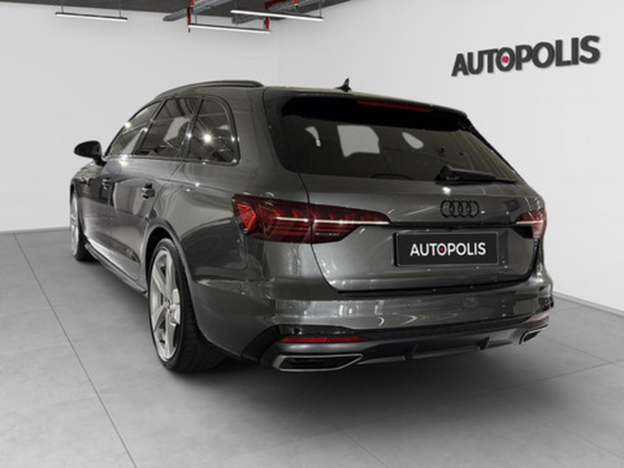 Audi A4 Avant 2.0 TDI S tronic S line (2023) - Photo 19
