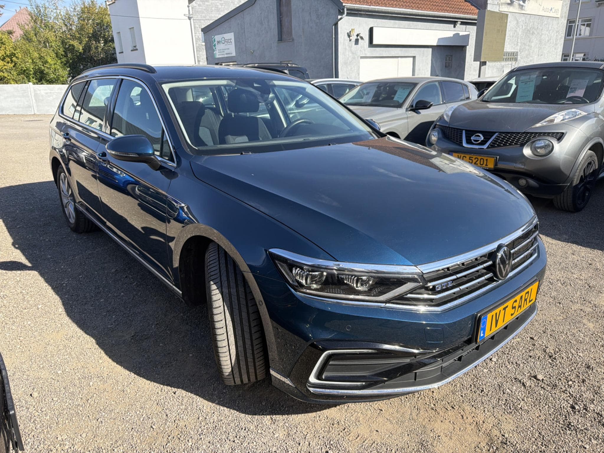 VW Passat 1.4 GTE PLUG-IN 218CV (2022) - Photo 3