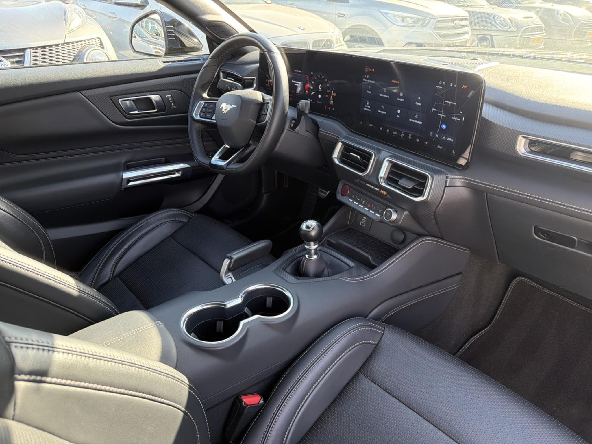 Ford Mustang 5.0 FASTBACK V8 GT MAGNERIDE 446CV (2025) - Photo 10