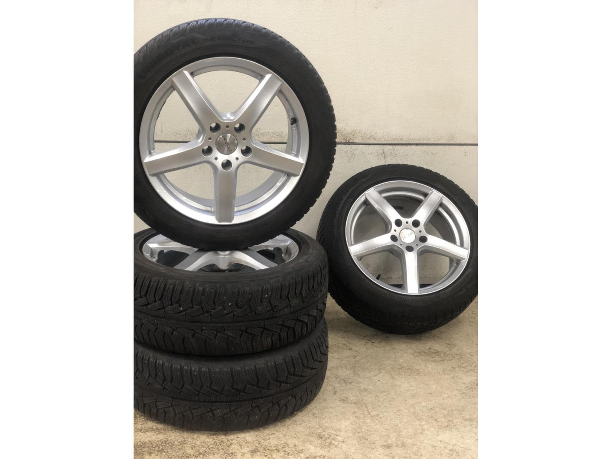 Jantes alu + Pneus h – 17" - Photo 1
