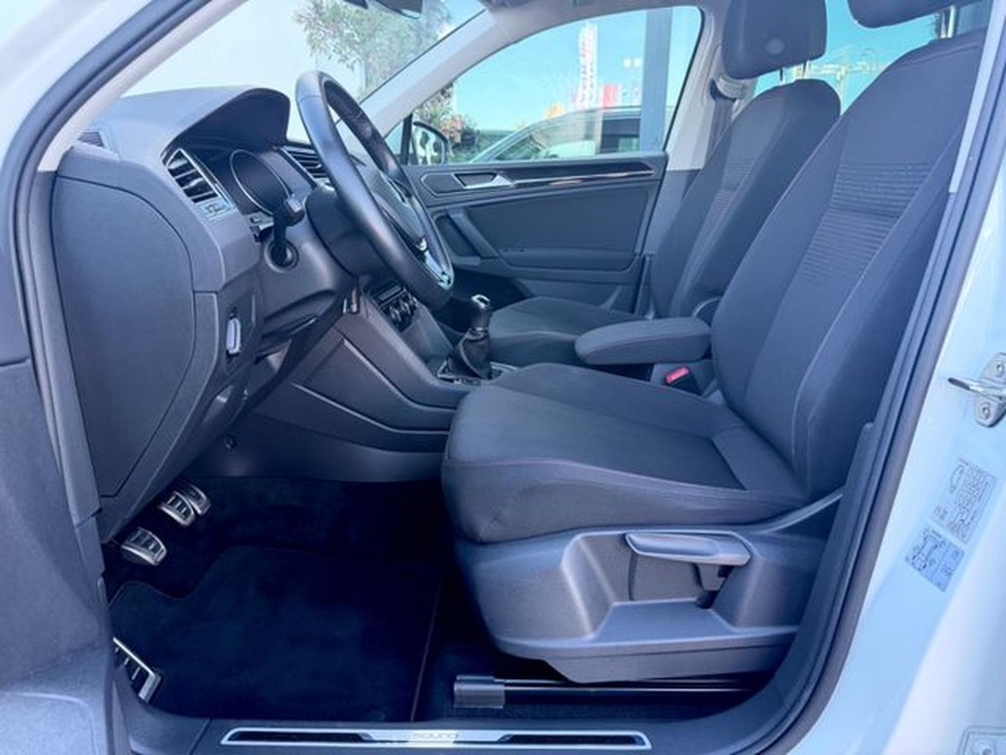 VW Tiguan Tiguan 1.4 TSI /NAVI/LED/ACC/AHK/1.HAND/GARANTIE (2018) - Photo 8