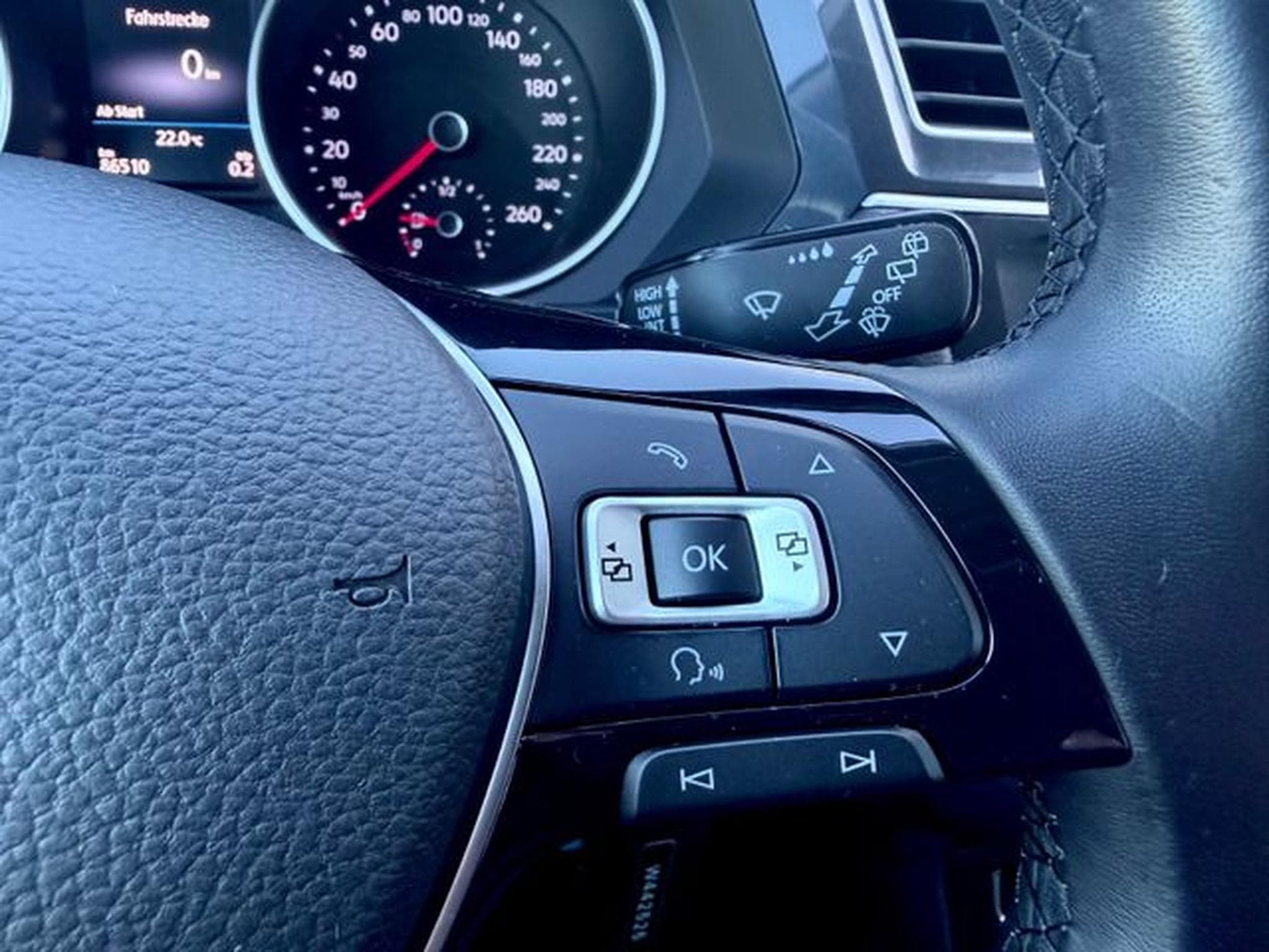 VW Tiguan Tiguan 1.4 TSI /NAVI/LED/ACC/AHK/1.HAND/GARANTIE (2018) - Photo 16