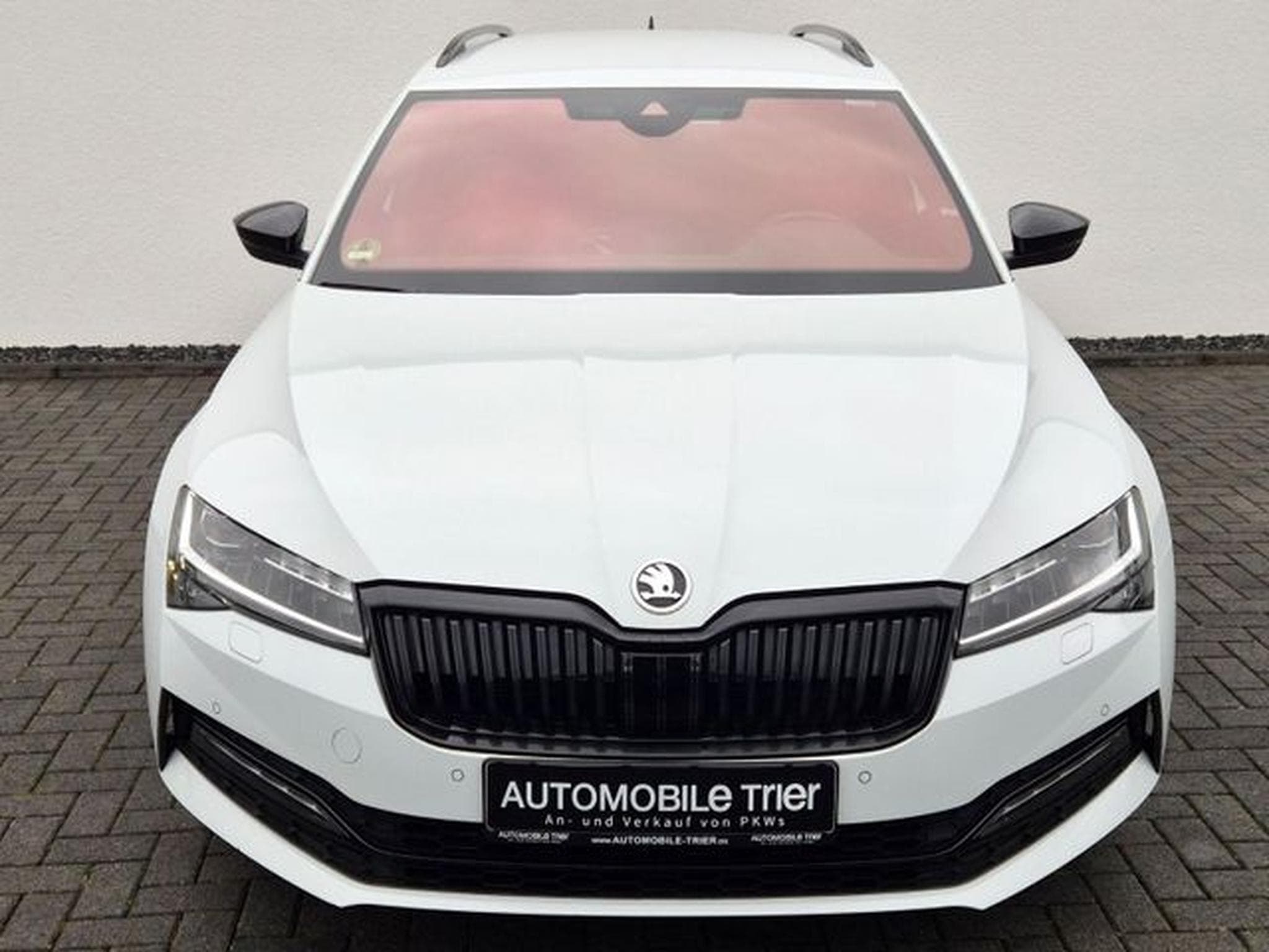 Skoda Superb Superb Combi Sportline 2.0 TSI DSG / / 1.HAND // (2022) - Photo 2