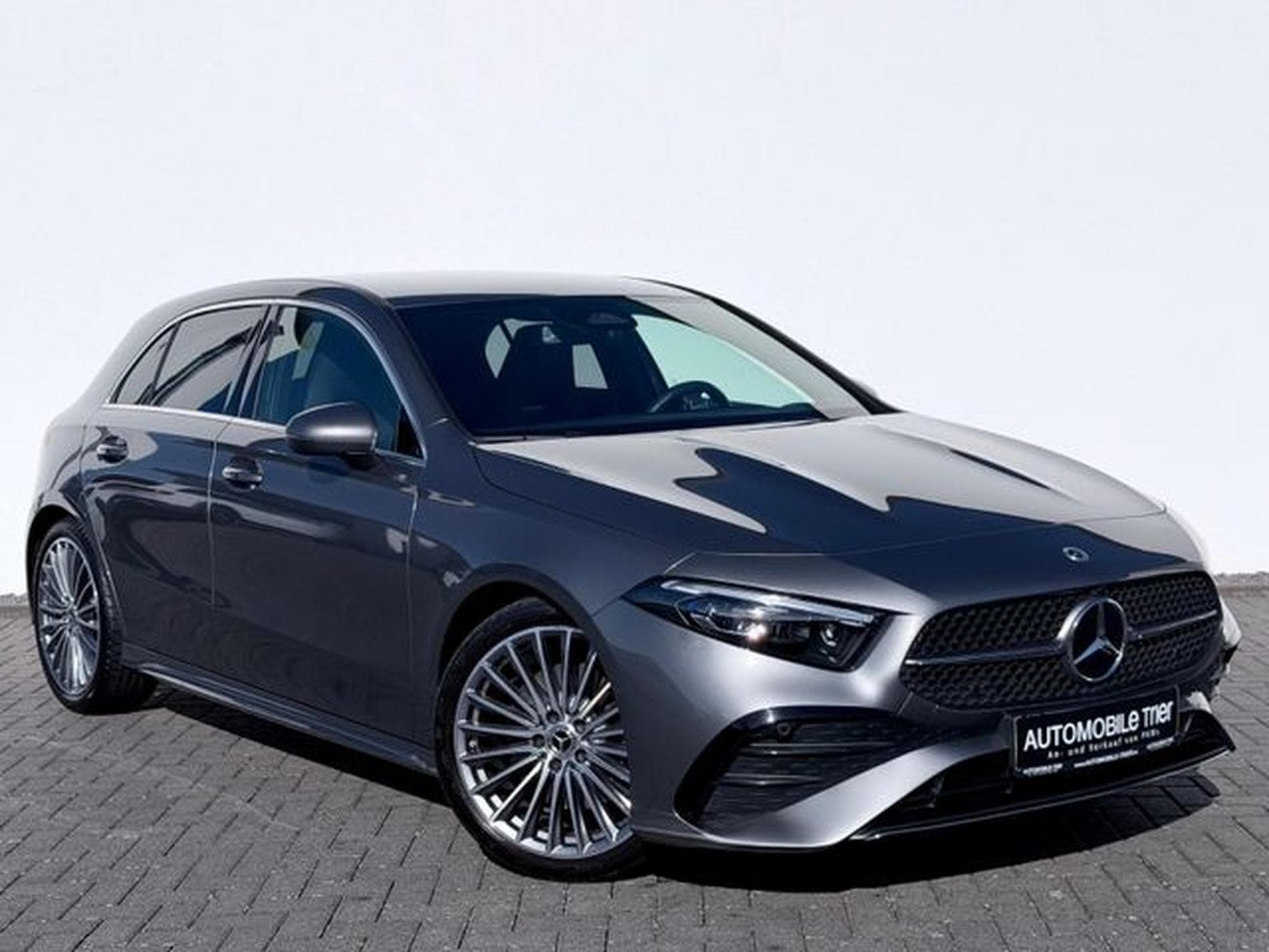 Mercedes A 220 A 220d Amg Line /NAVI/LED/CAM/BURMESTER/1.HAND/ (2024) - Photo 3