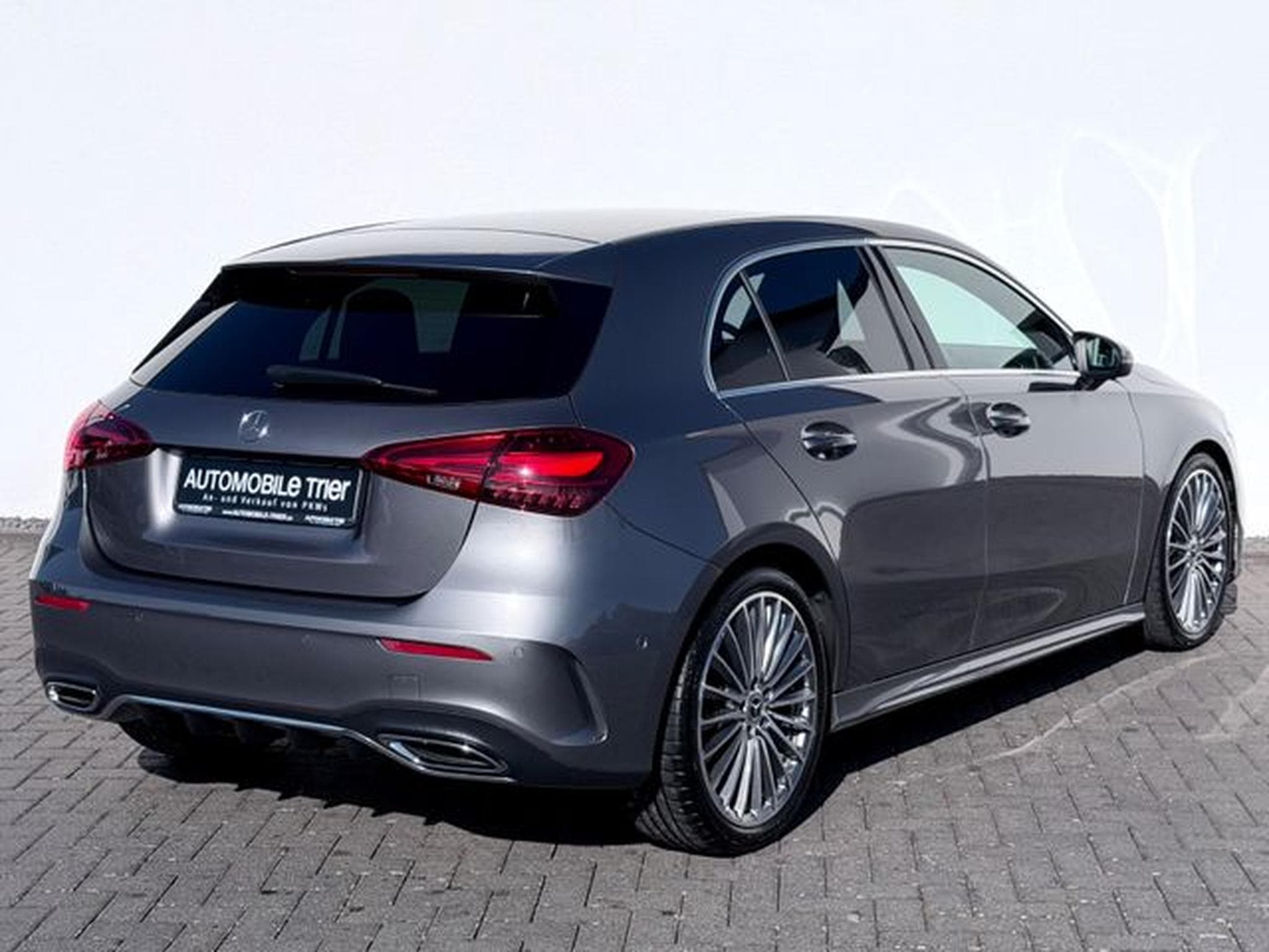 Mercedes A 220 A 220d Amg Line /NAVI/LED/CAM/BURMESTER/1.HAND/ (2024) - Photo 5