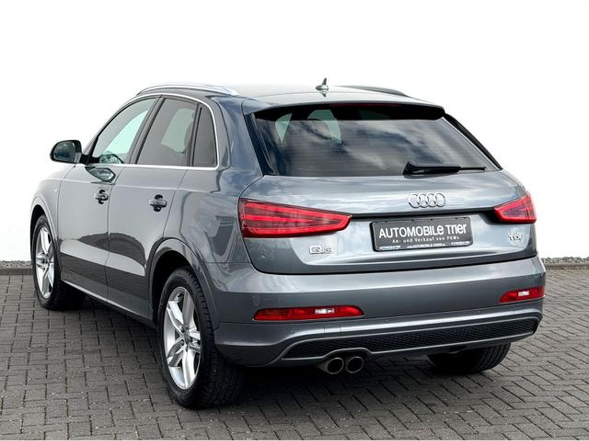 Audi Q3 Q3 2.0 TDI S line Sport Plus Paket /1.HAND/ (2014) - Photo 6