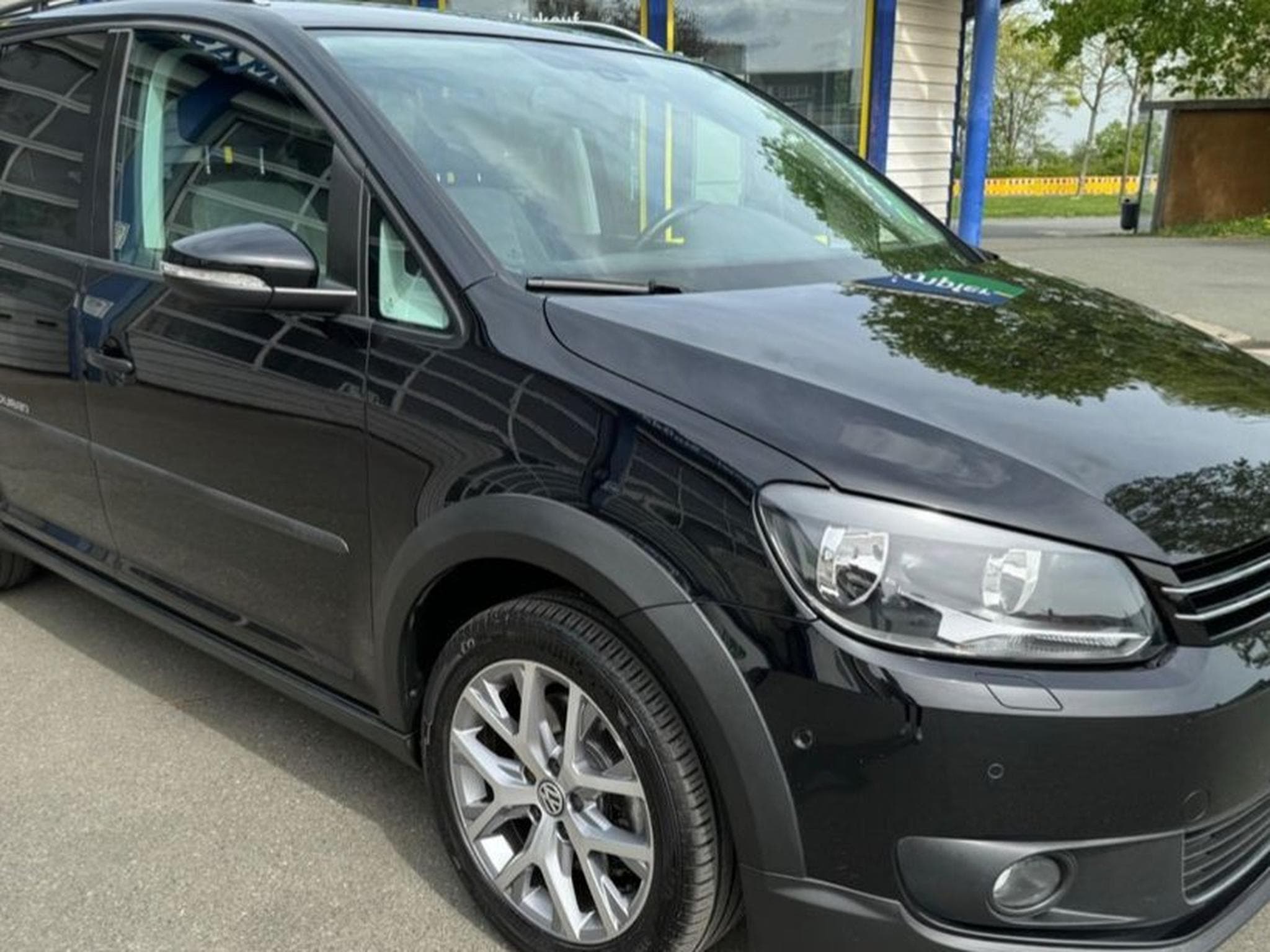 VW Touran 2.0 TDI Highline 7 places (2012) - Photo 1