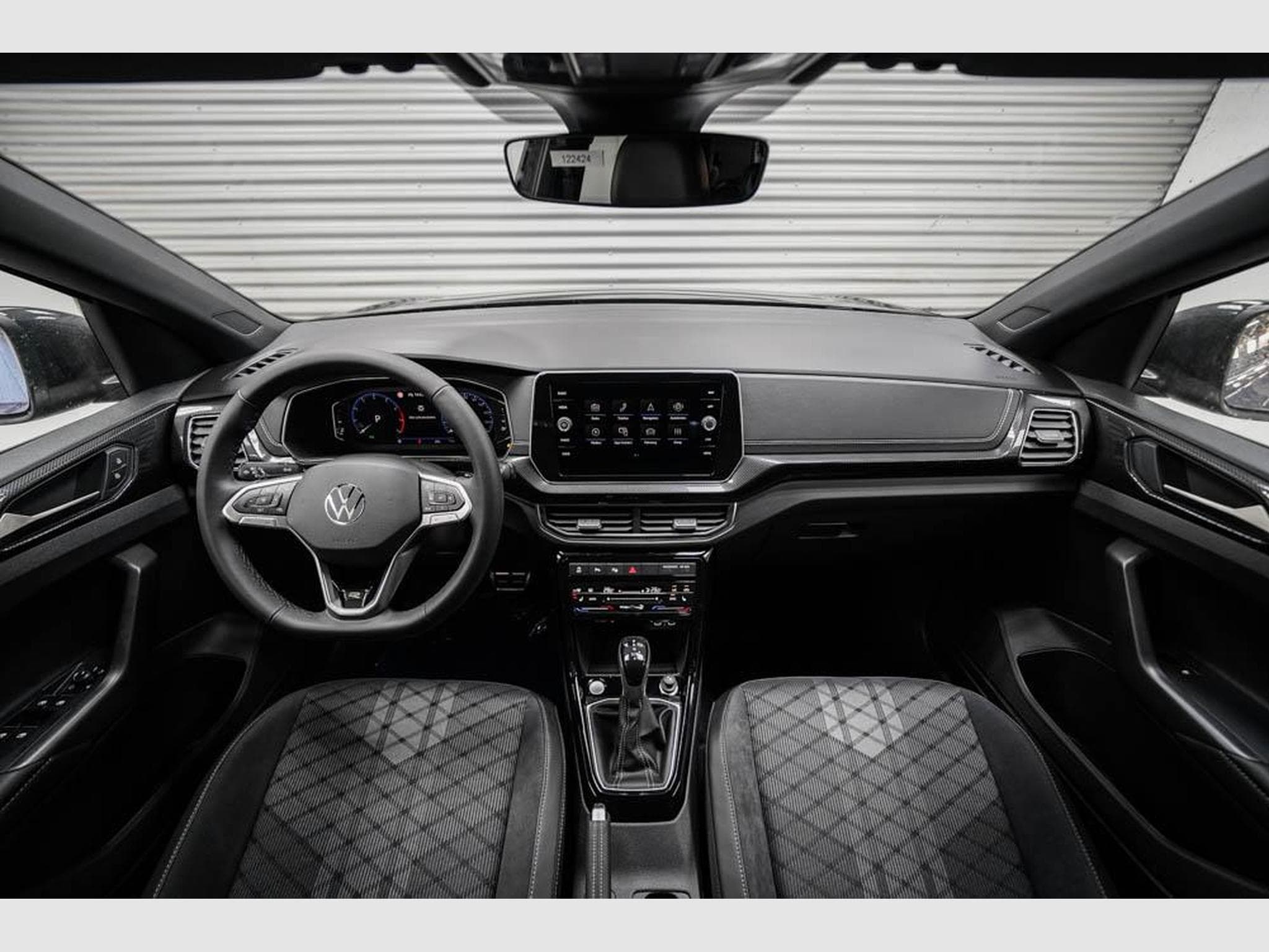 VW T-Cross 1,5 TSI DSG (2026) - Photo 6