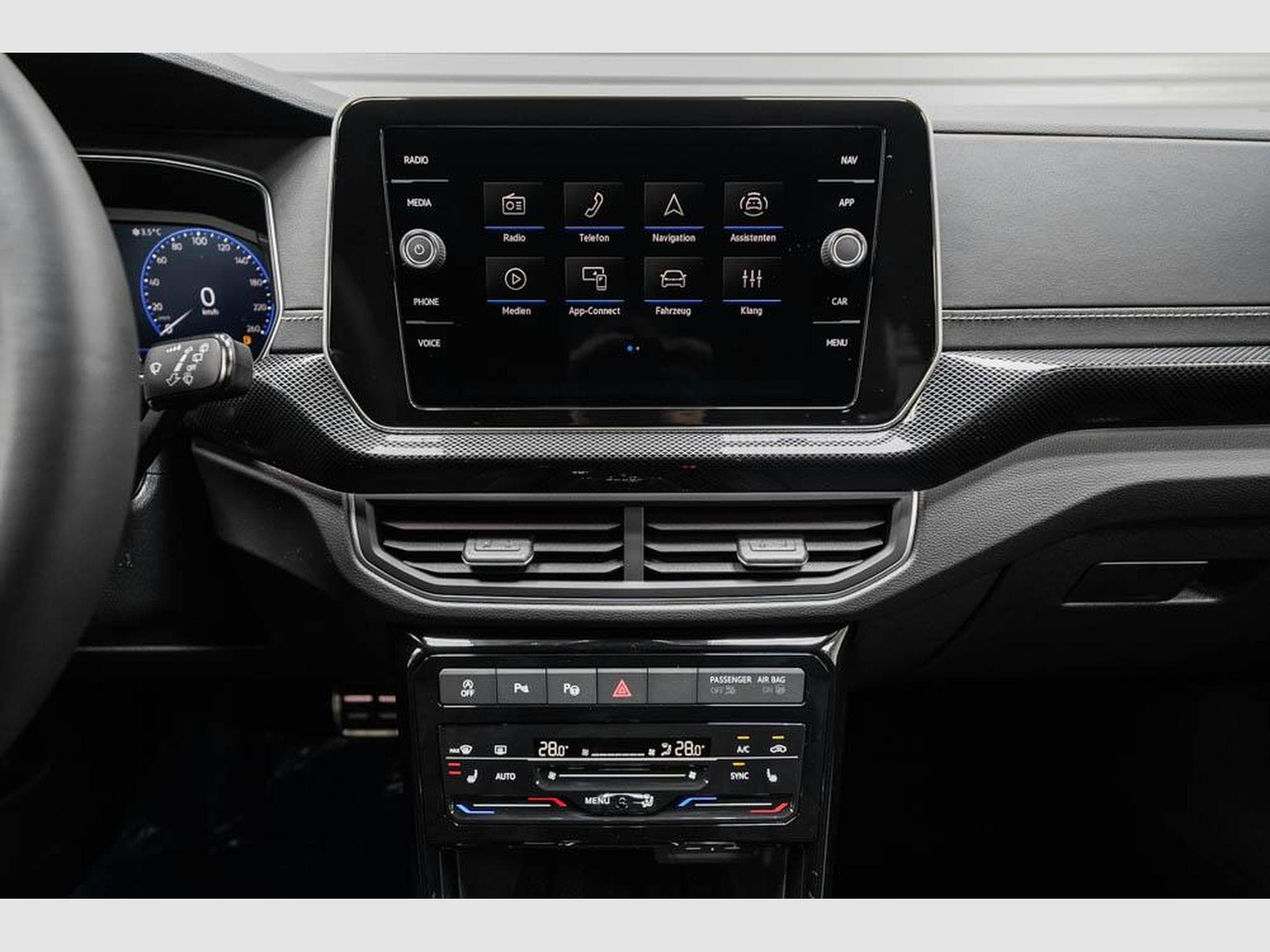 VW T-Cross 1,5 TSI DSG (2026) - Photo 13