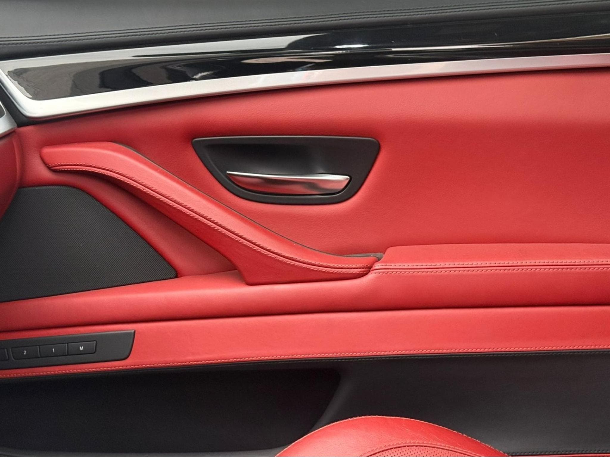 BMW M5 Bmw M5 invidual (2012) - Photo 10