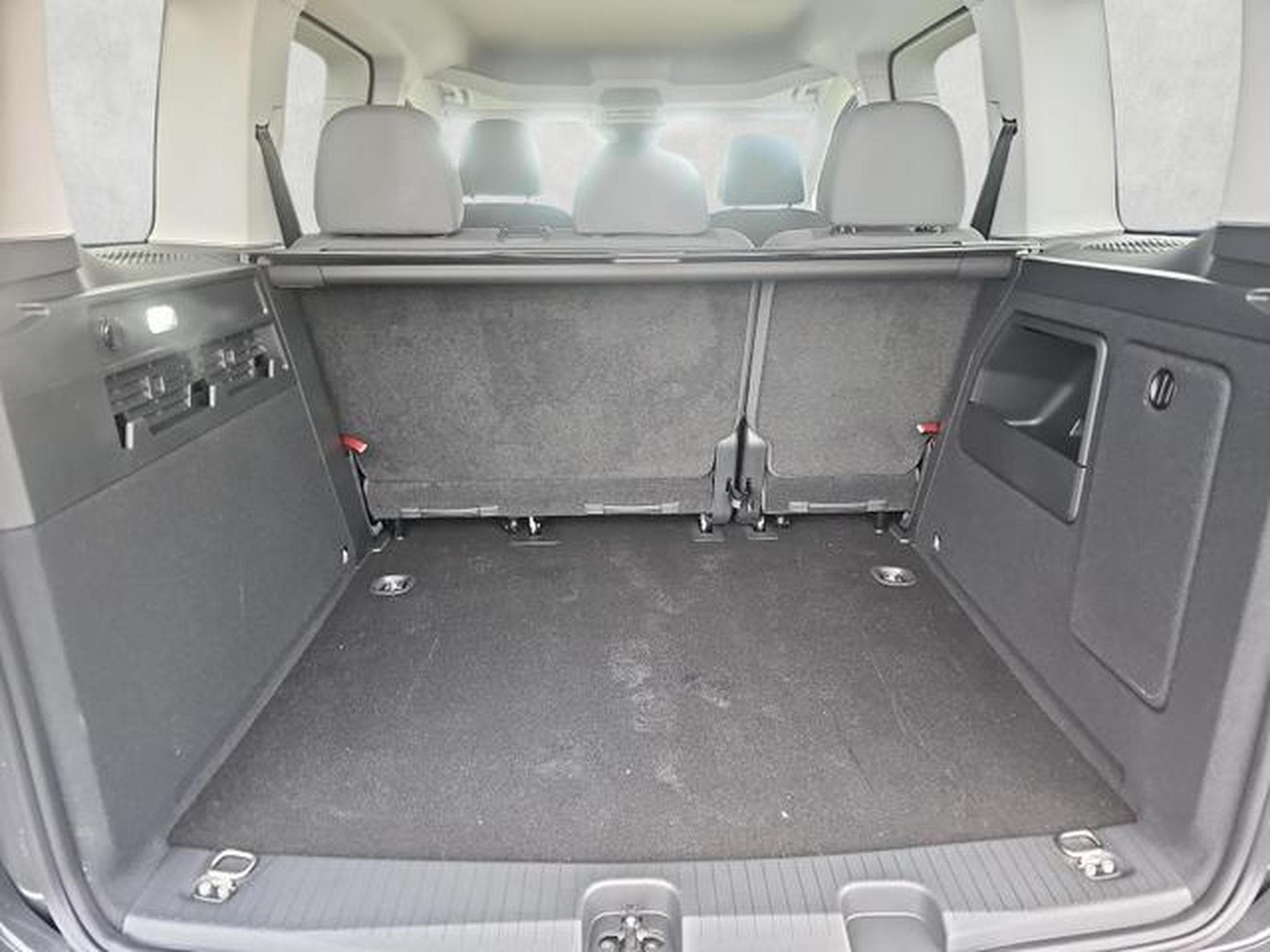 VW Caddy Basis (2026) - Photo 1