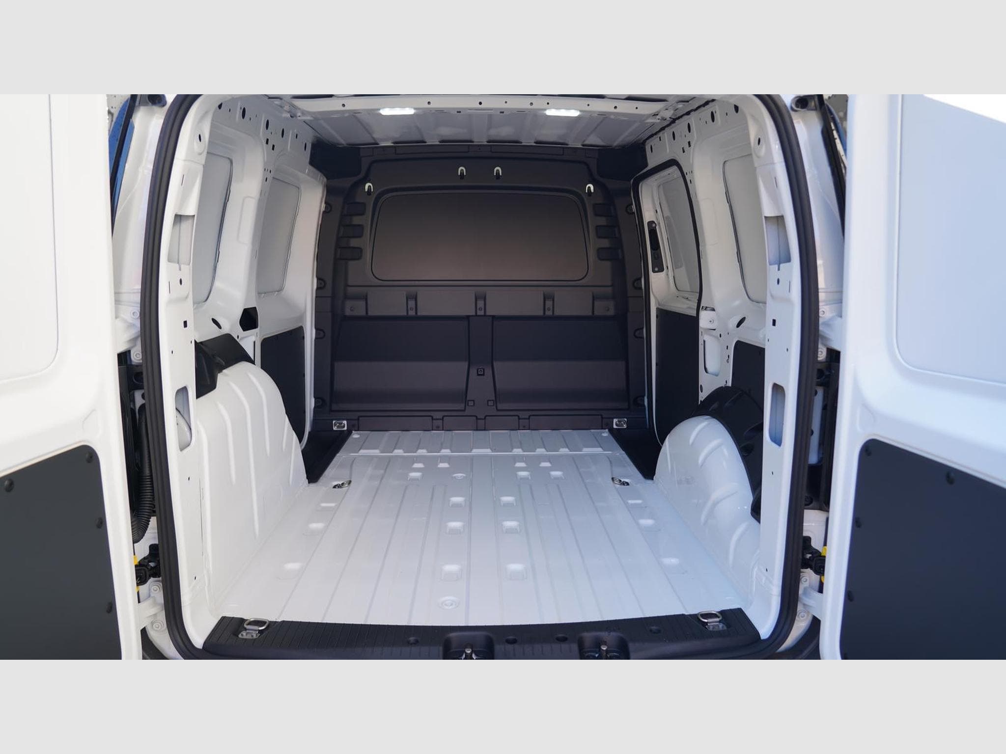 VW Caddy Cargo (2025) - Foto 14