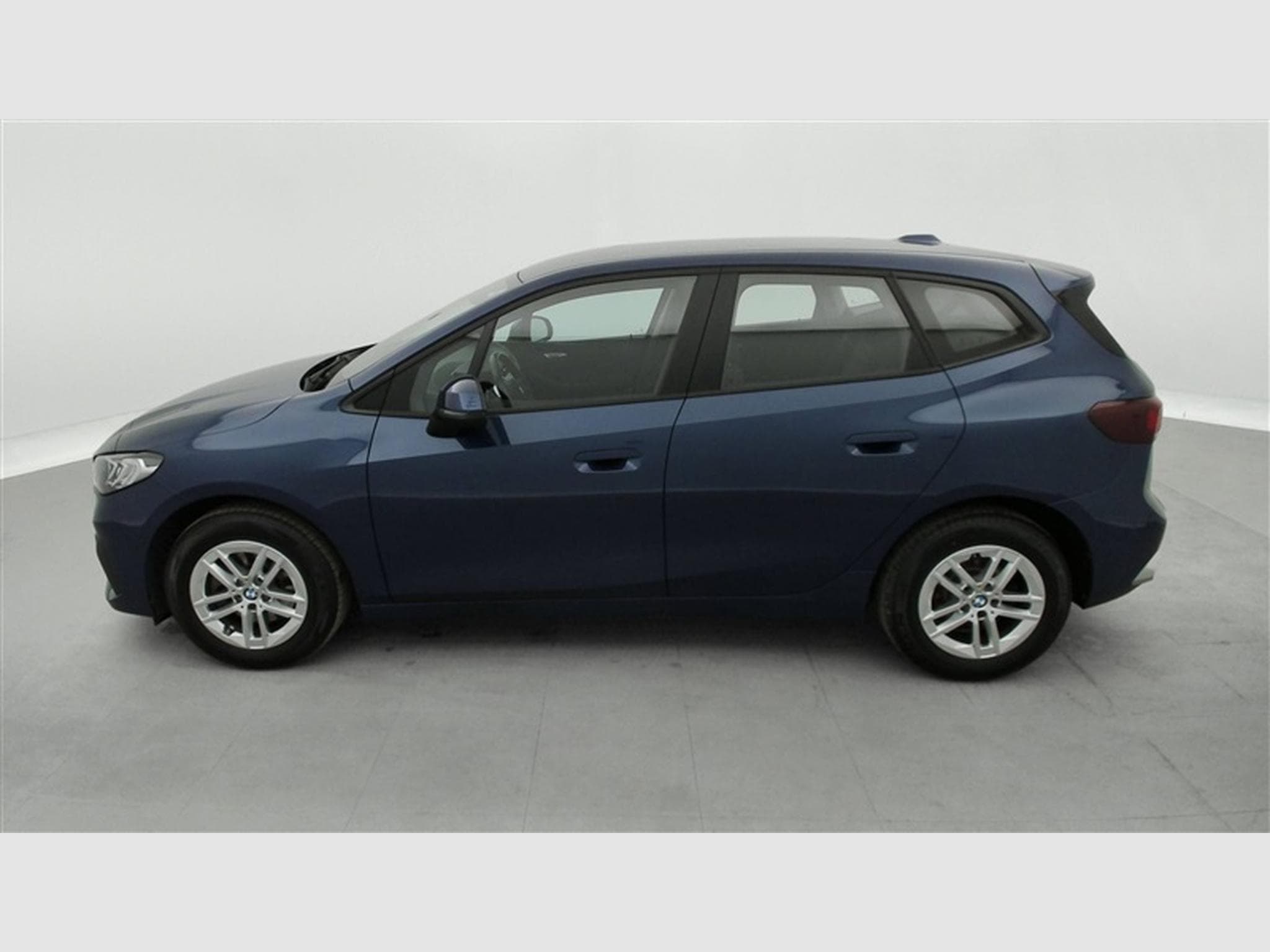 BMW 218 iA Active Tourer Navi / Led / PDC av+ar (2023) - Foto 3