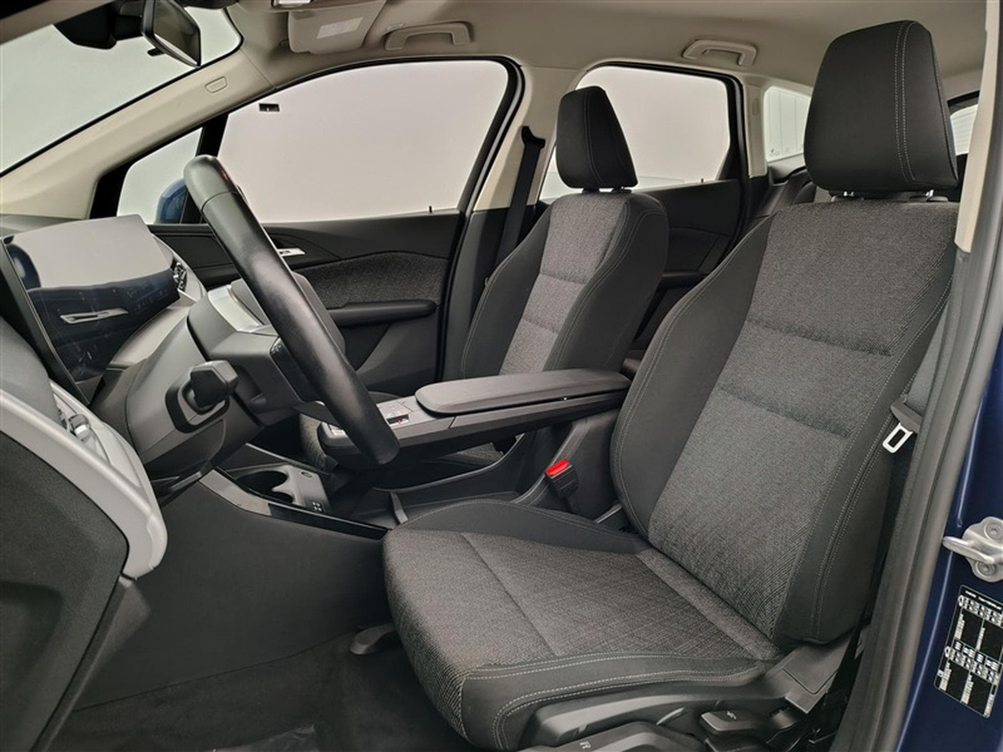 BMW 218 iA Active Tourer Navi / Led / PDC av+ar (2023) - Foto 7
