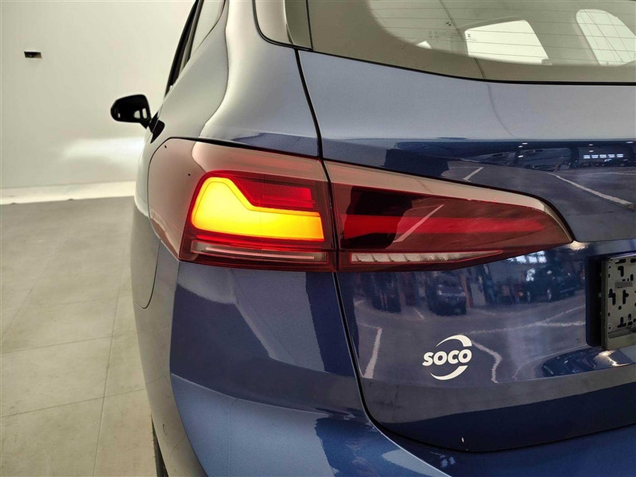BMW 218 iA Active Tourer Navi / Led / PDC av+ar (2023) - Foto 16