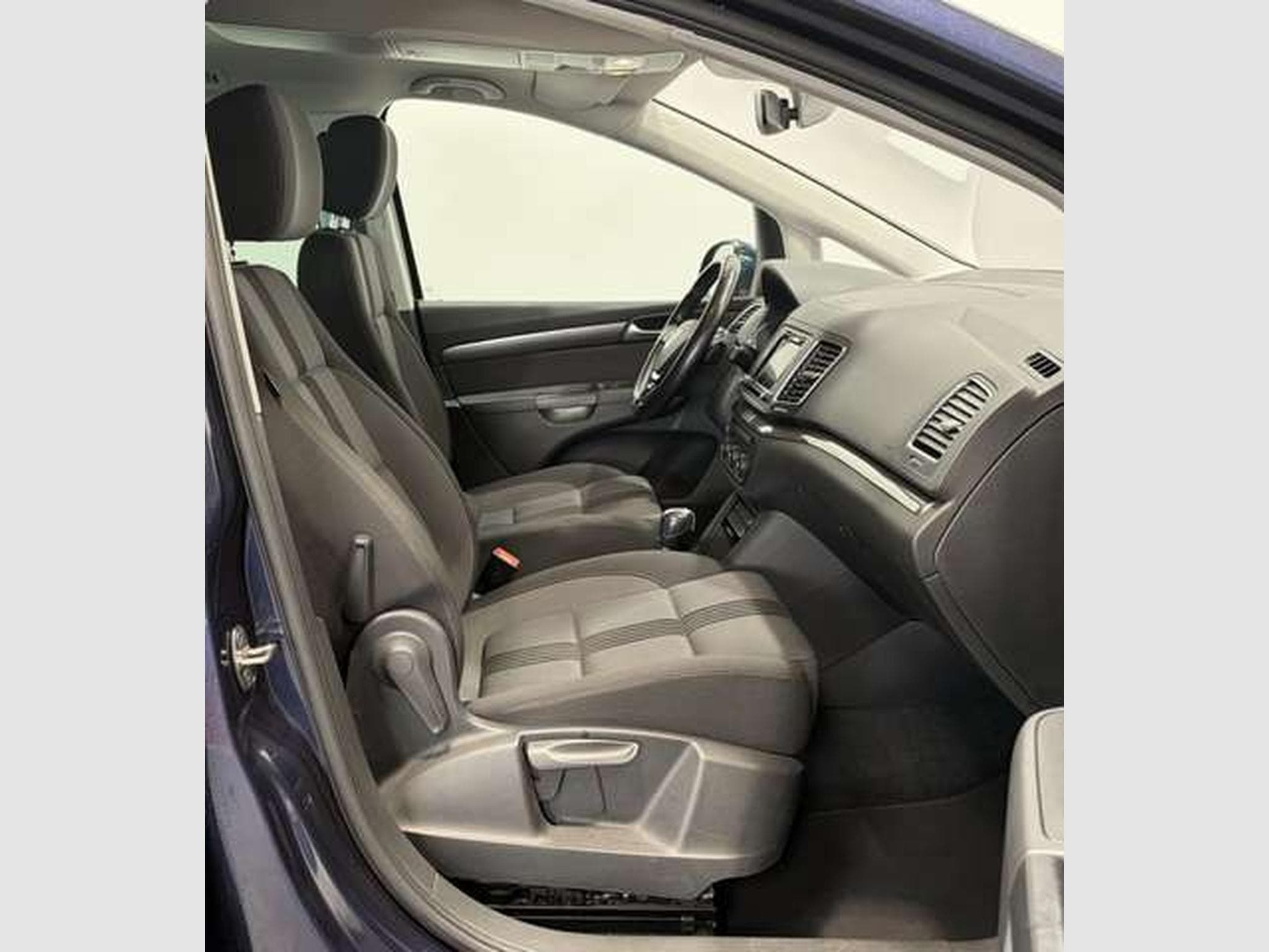 VW Sharan Allstar Plus *ACC *3-Zonen *AHK *Bi-Xenon (2017) - Photo 14
