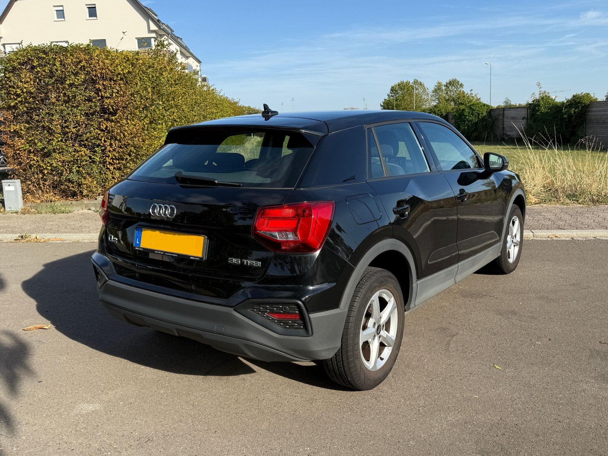 Audi Q2 S-line (2023) - Photo 2