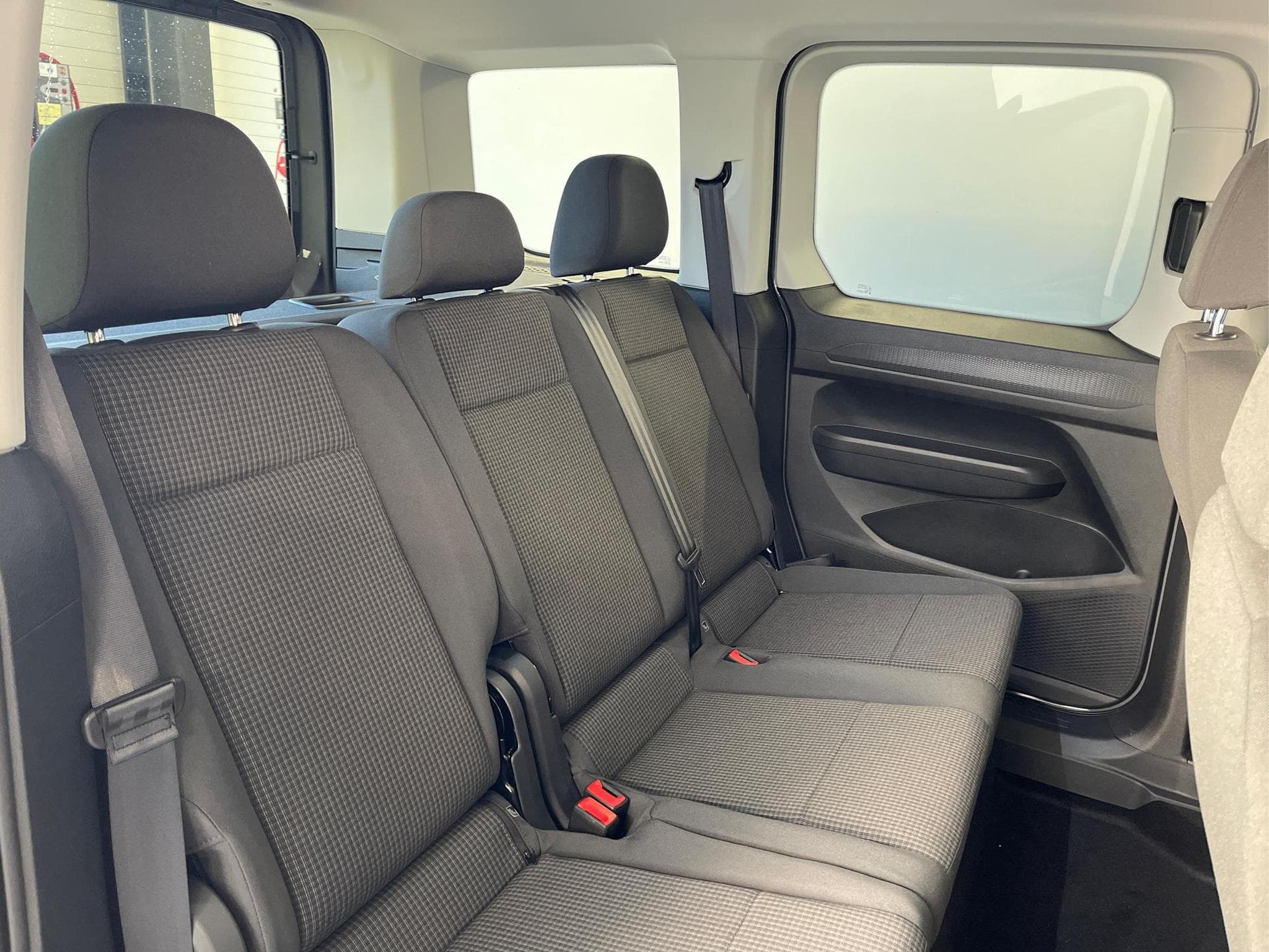 VW Caddy Caddy (2026) - Foto 16