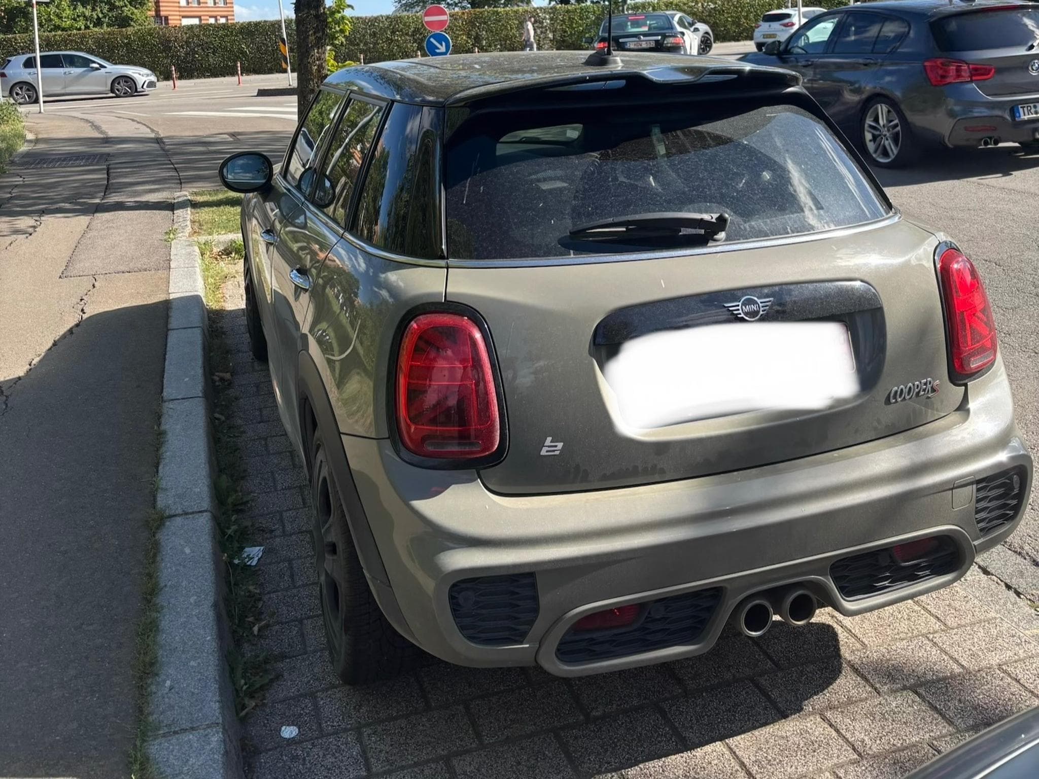 Mini Cooper S - JCW (2018) - Photo 1