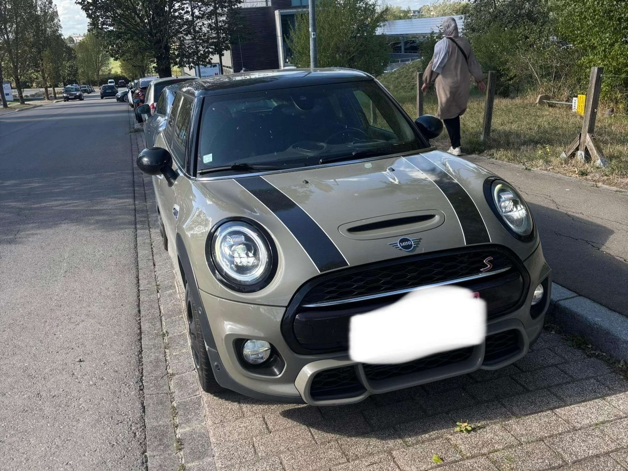 Mini Cooper S - JCW (2018) - Photo 2