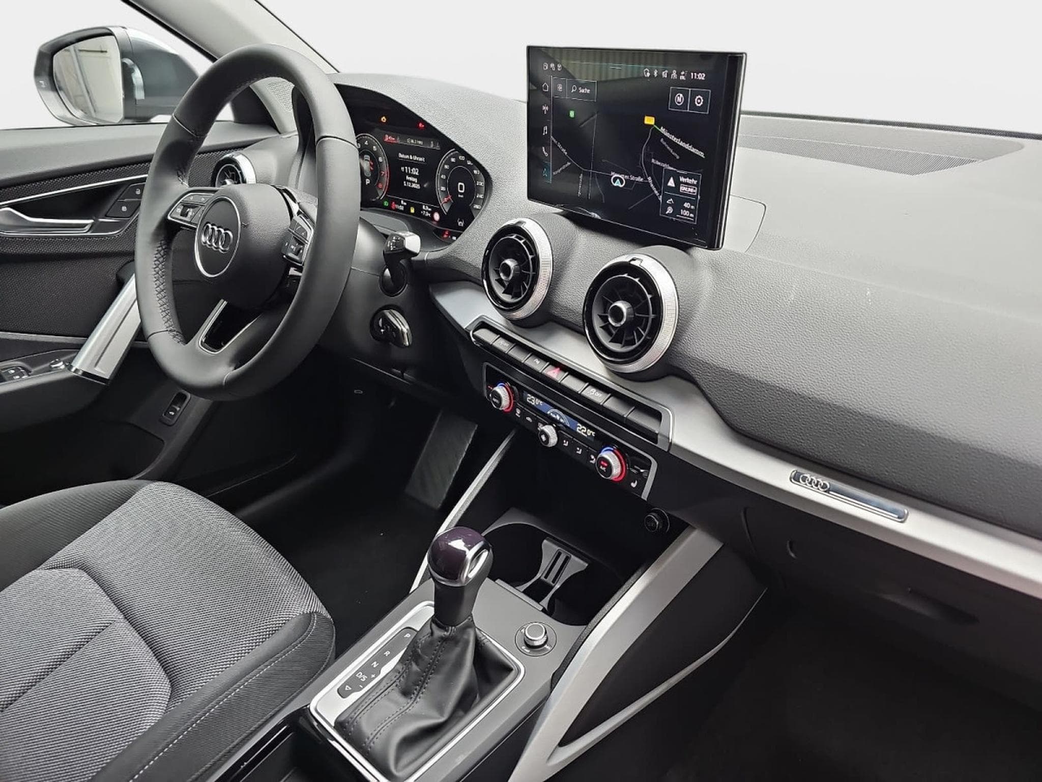 Audi Q2 35 TFSI S-Tronic 150  S-Line (2025) - Photo 15