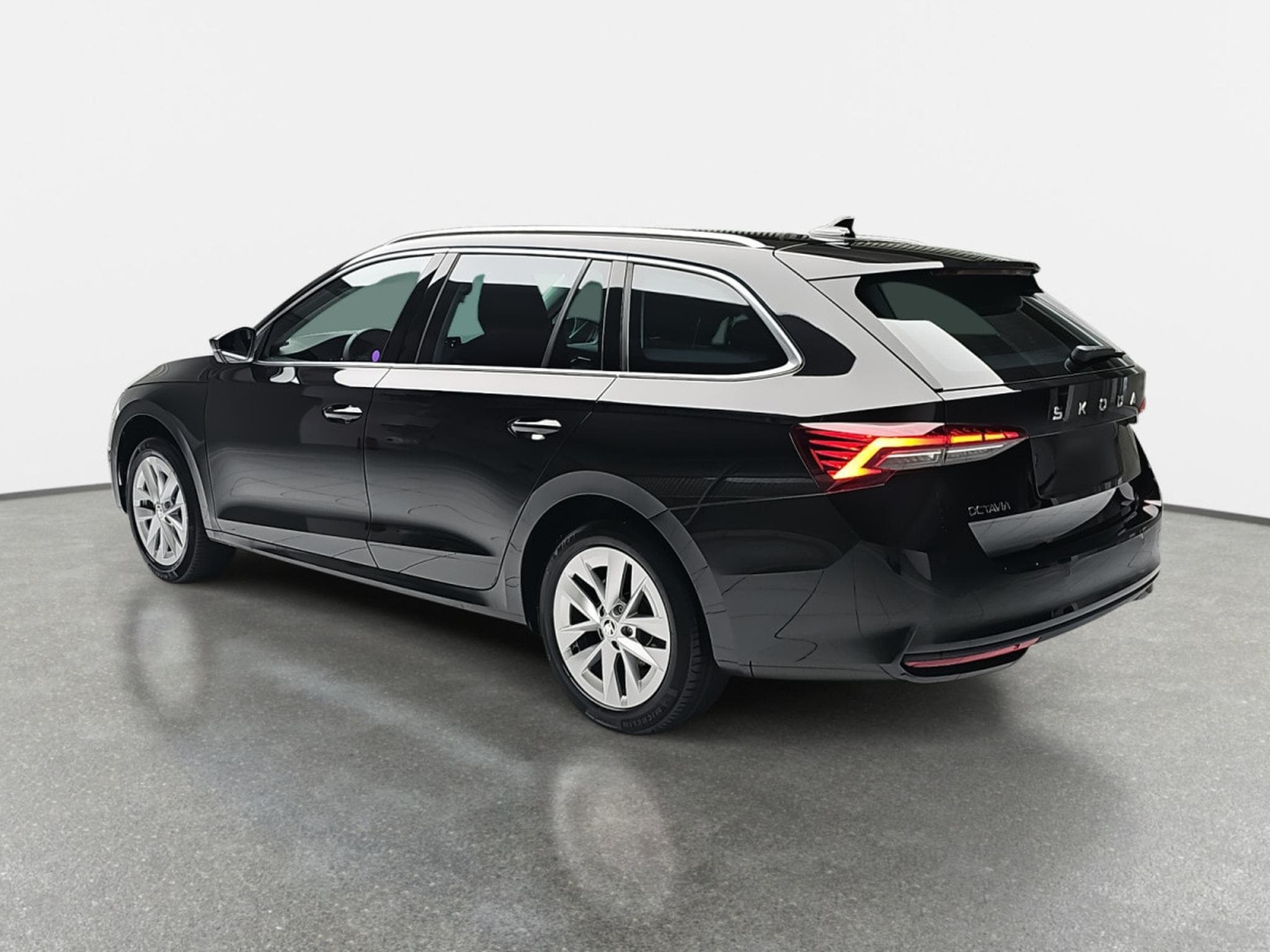 Skoda Octavia 1.5 TSi 150 DSG SELECTION (2025) - Foto 5