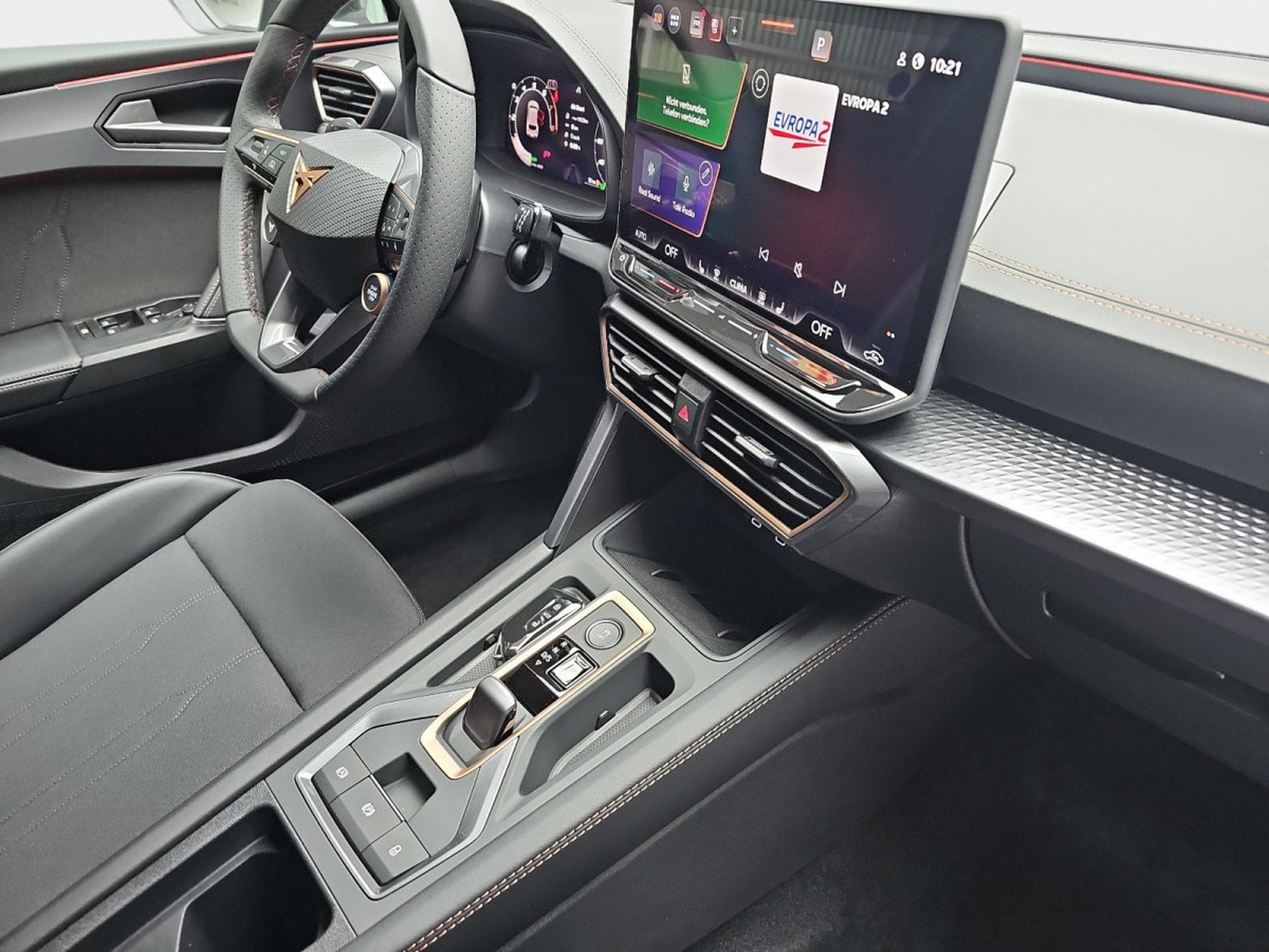 Cupra Leon 1.5 eTSi DSG 150 (2025) - Foto 16