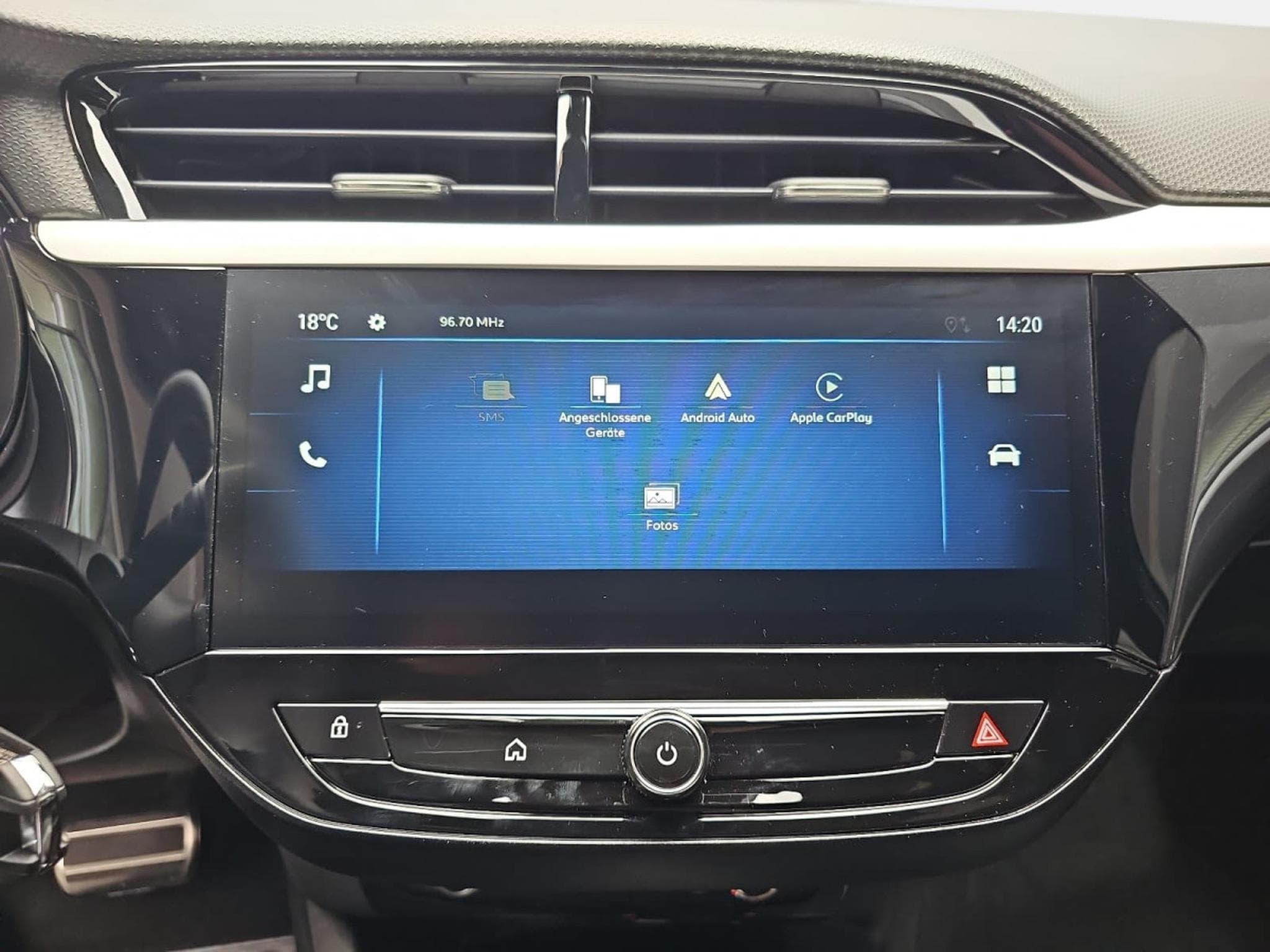Opel Corsa 1.2 Hybrid 145 Auto  GS (2026) - Photo 9