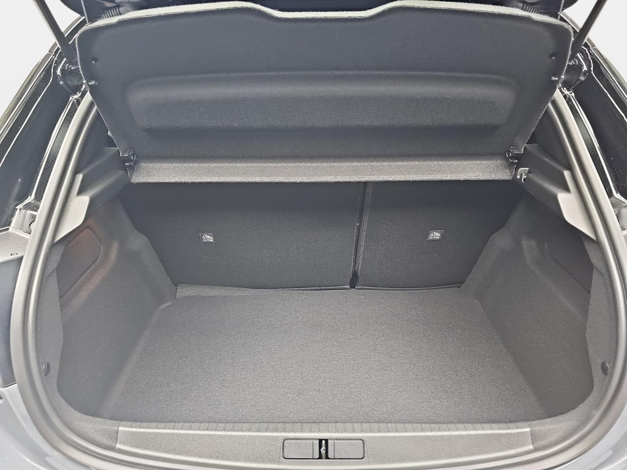 Opel Corsa 1.2 Hybrid 145 Auto  GS (2026) - Photo 14