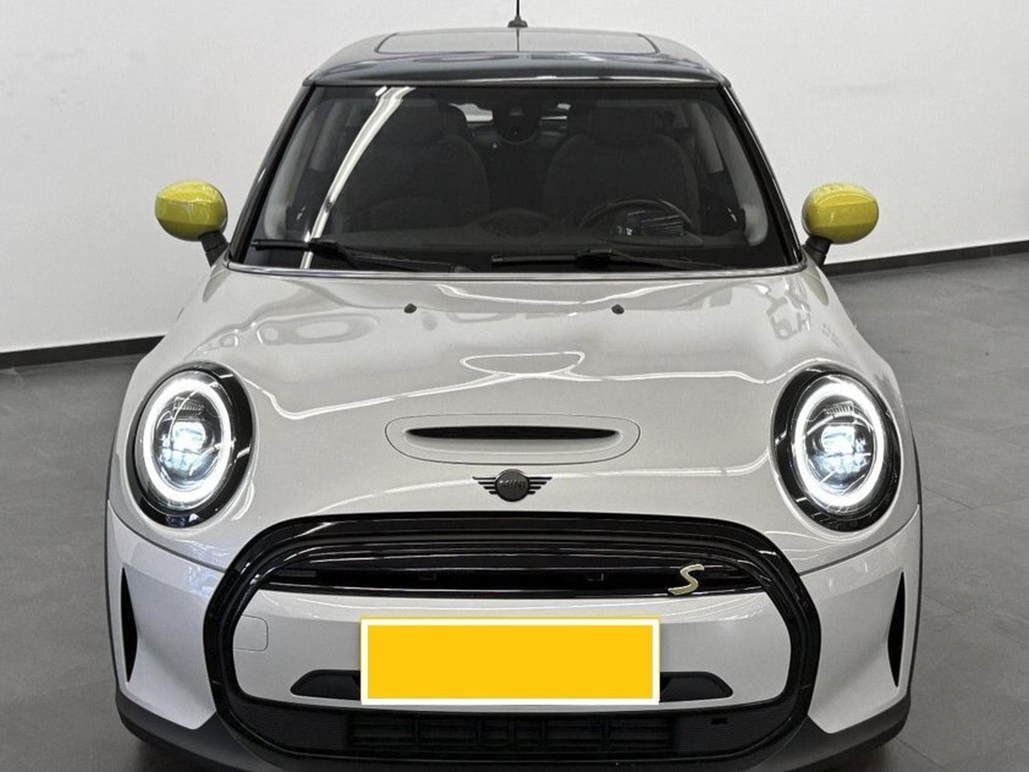 Mini Cooper SE Classic Trim (2021) - Photo 2