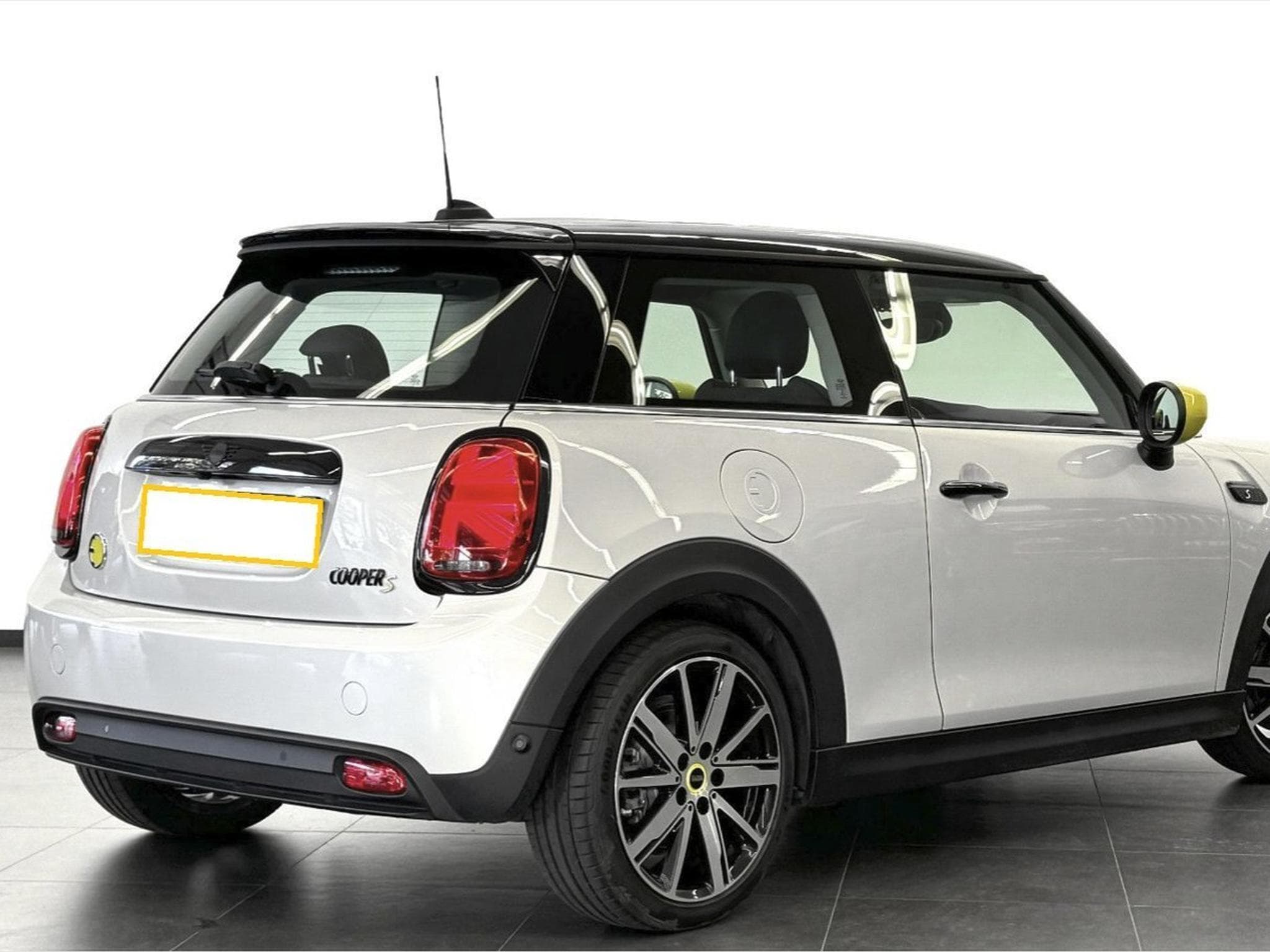 Mini Cooper SE Classic Trim (2021) - Photo 3