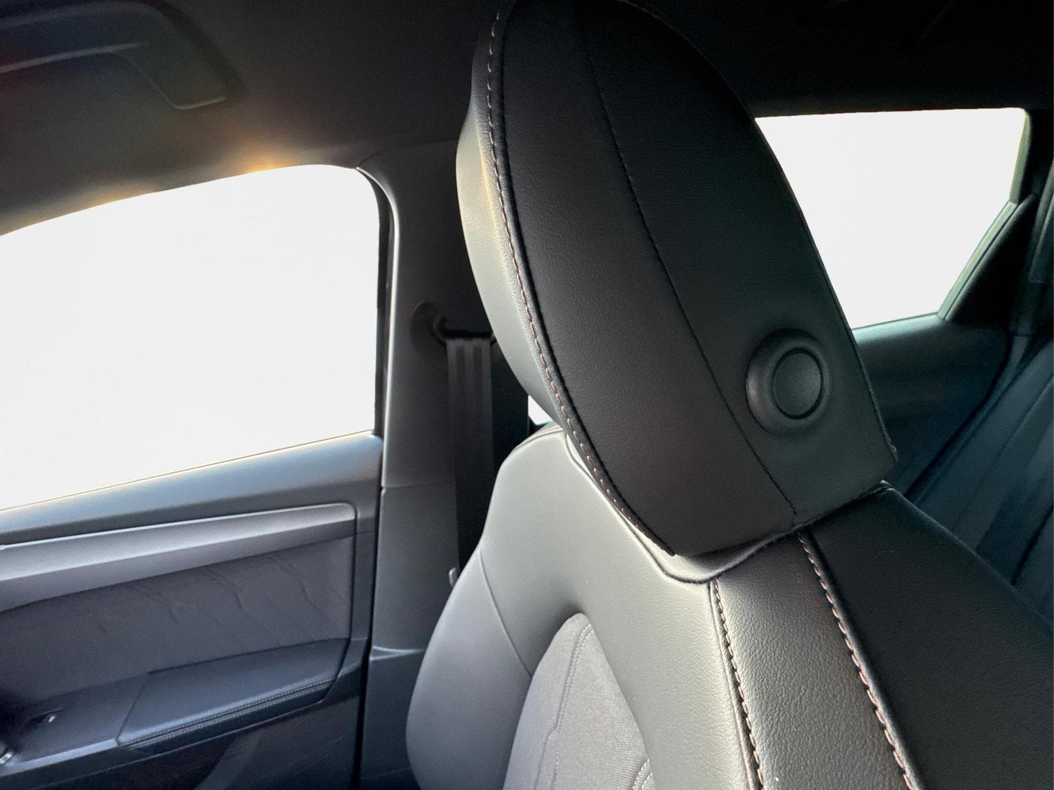 Cupra Leon Leon Sportstourer (2025) - Foto 24