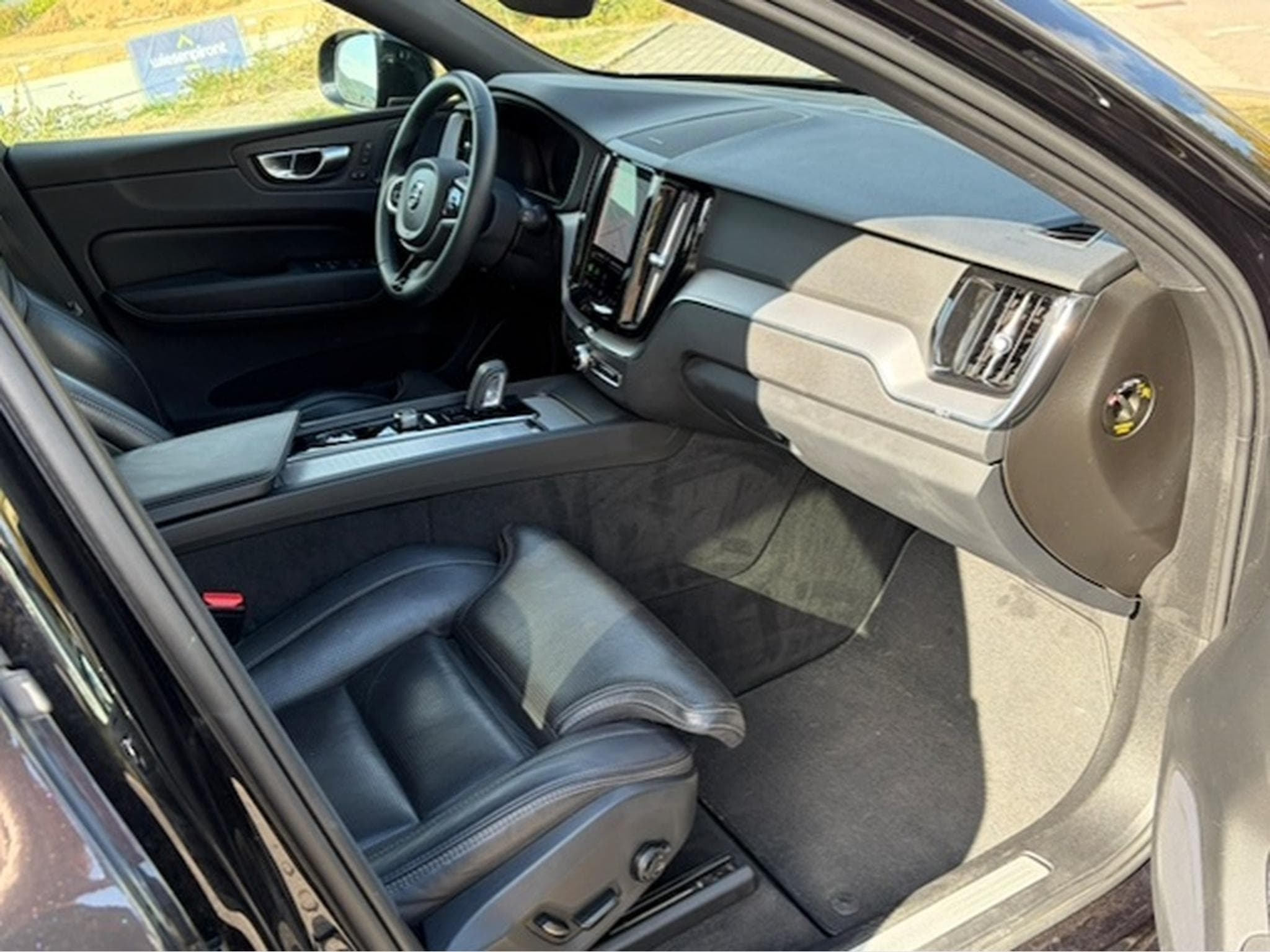 Volvo XC60 (2021) - Photo 5