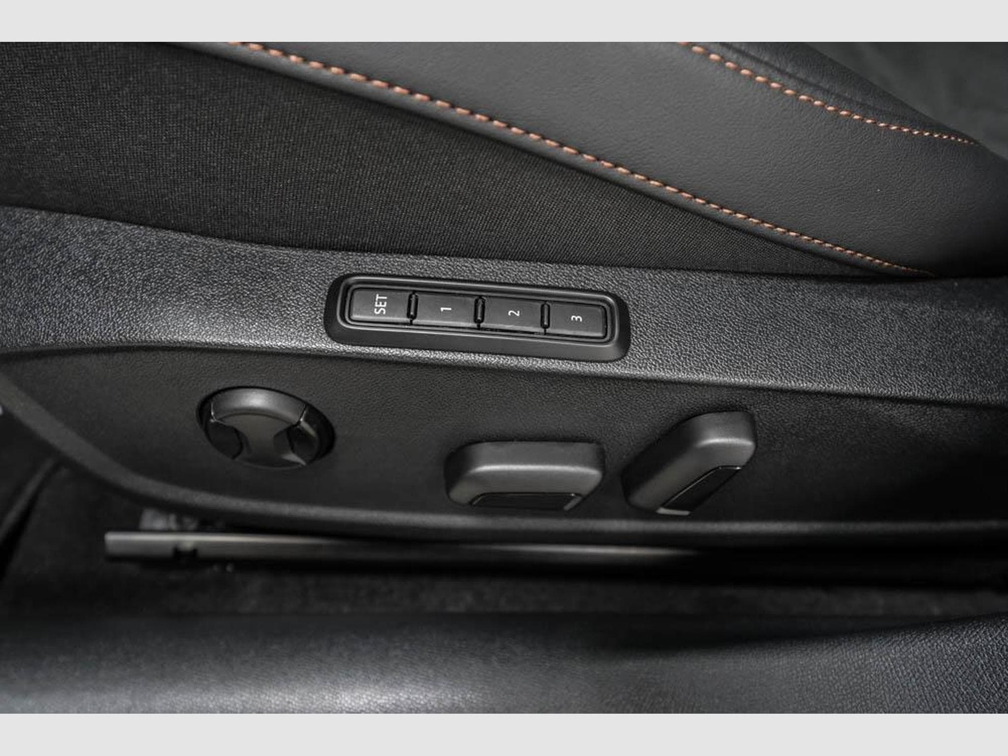 Cupra Leon ST 2,0 TSI (2025) - Foto 23