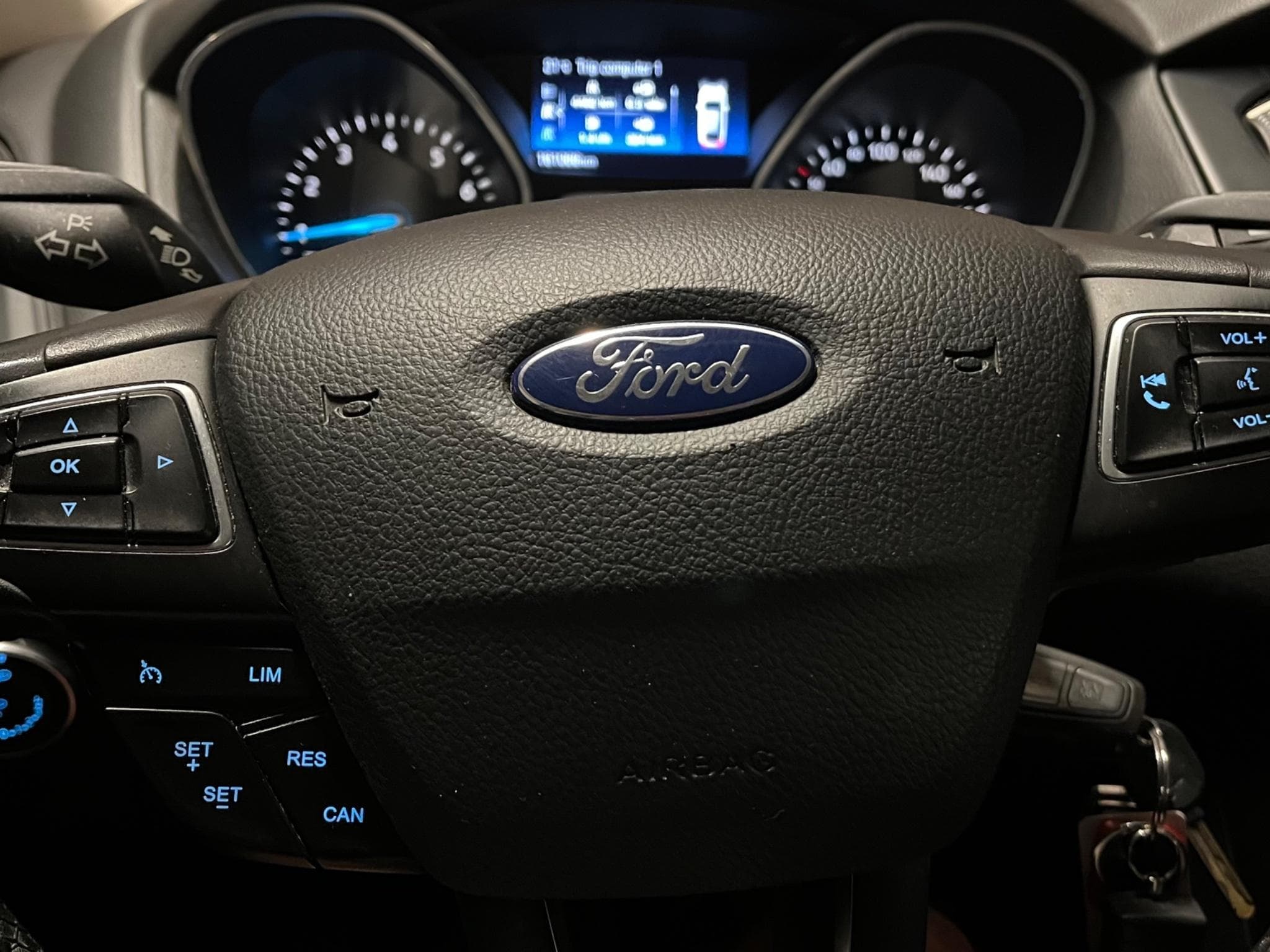 Ford Focus ST (2017) - Photo 6