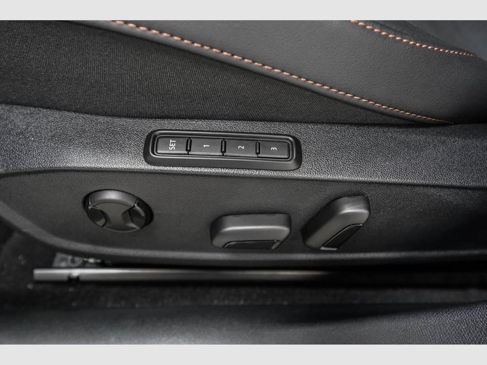 Cupra Leon ST 2,0 TSI (2025) - Foto 23