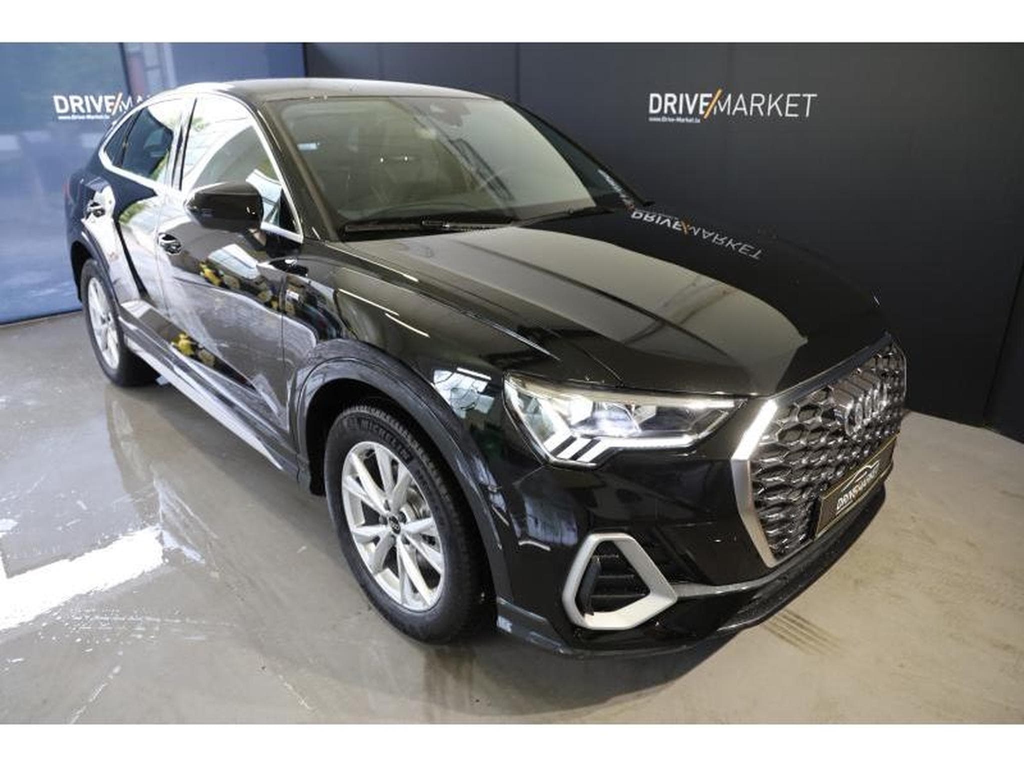 Audi Q3 Sportback S line (2024) - Foto 1