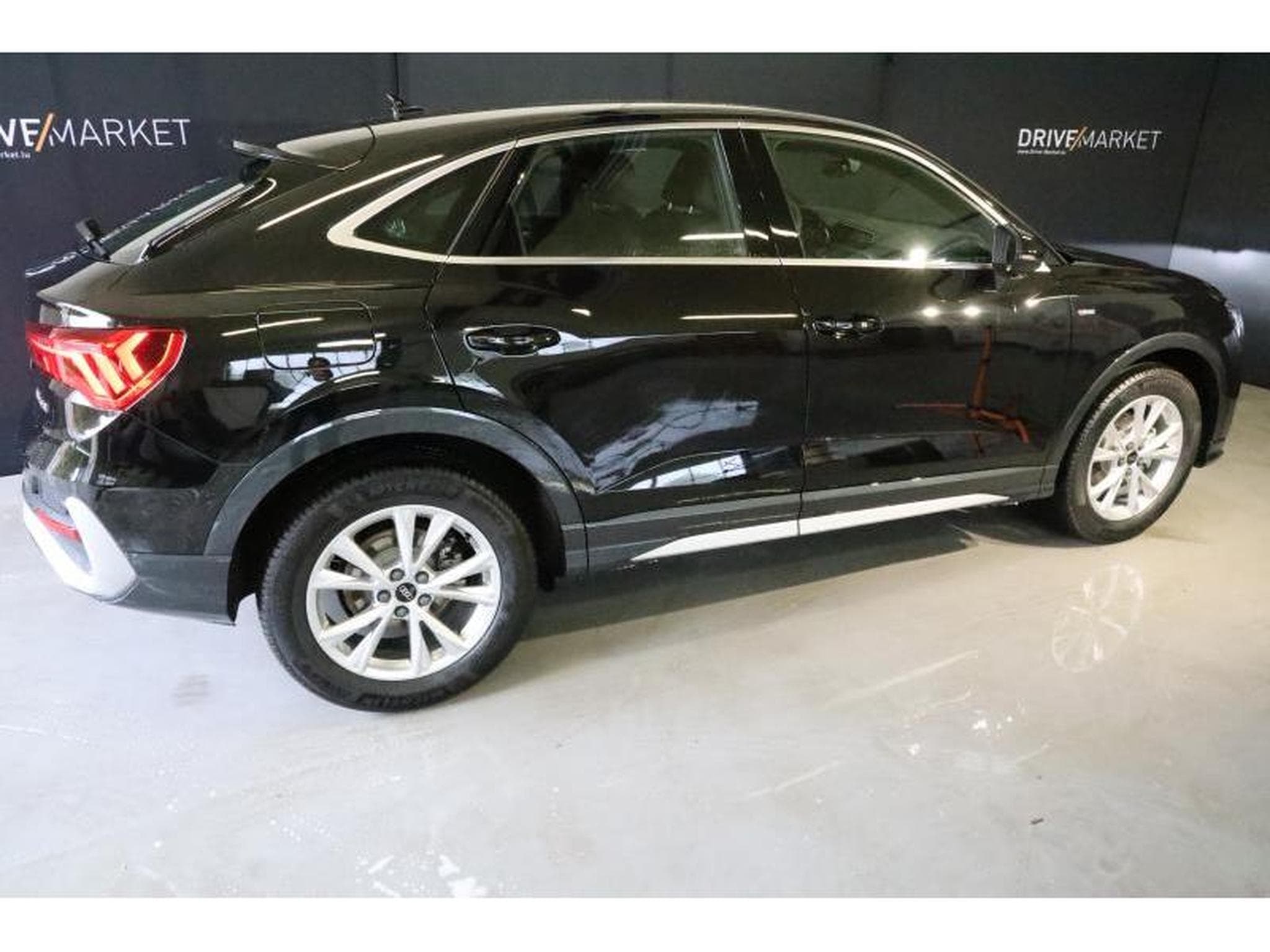 Audi Q3 Sportback S line (2024) - Foto 10