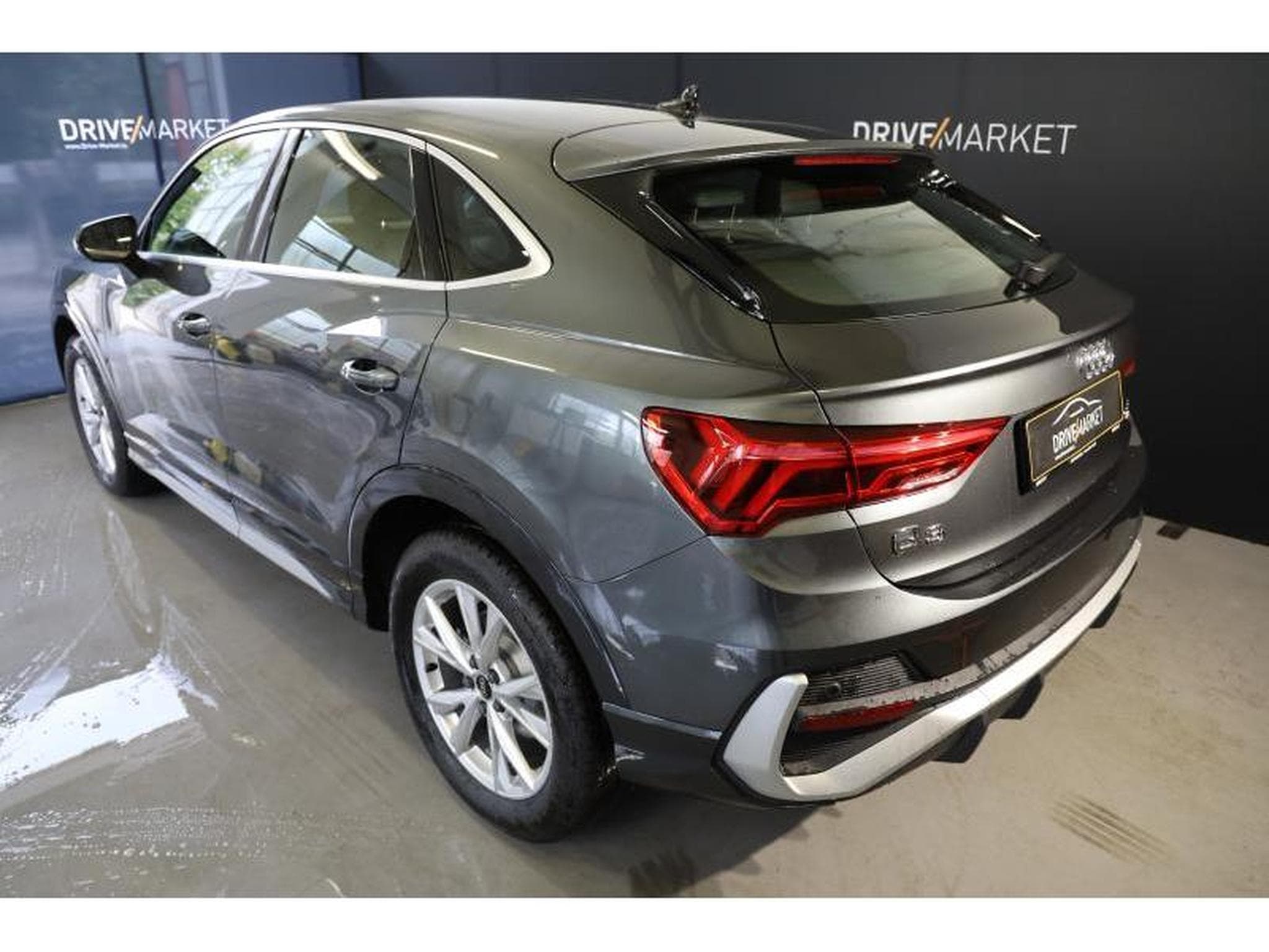 Audi Q3 Sportback S line (2024) - Foto 3