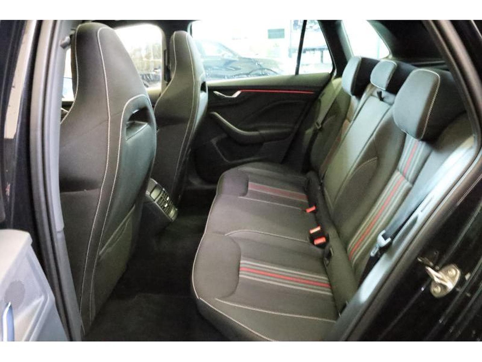 Skoda Kamiq Monte Carlo (2024) - Foto 10