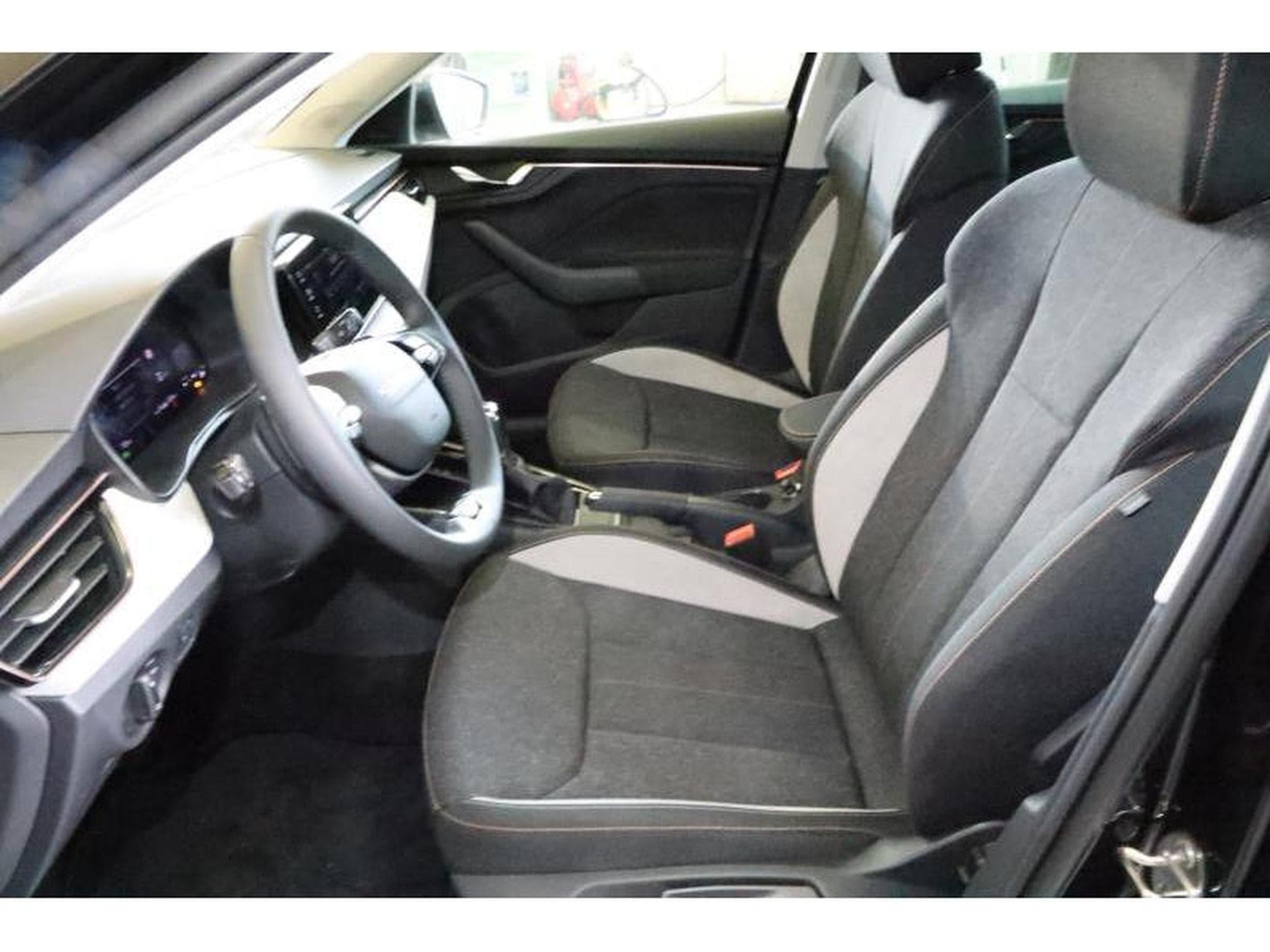 Skoda Scala Selection (2025) - Foto 10