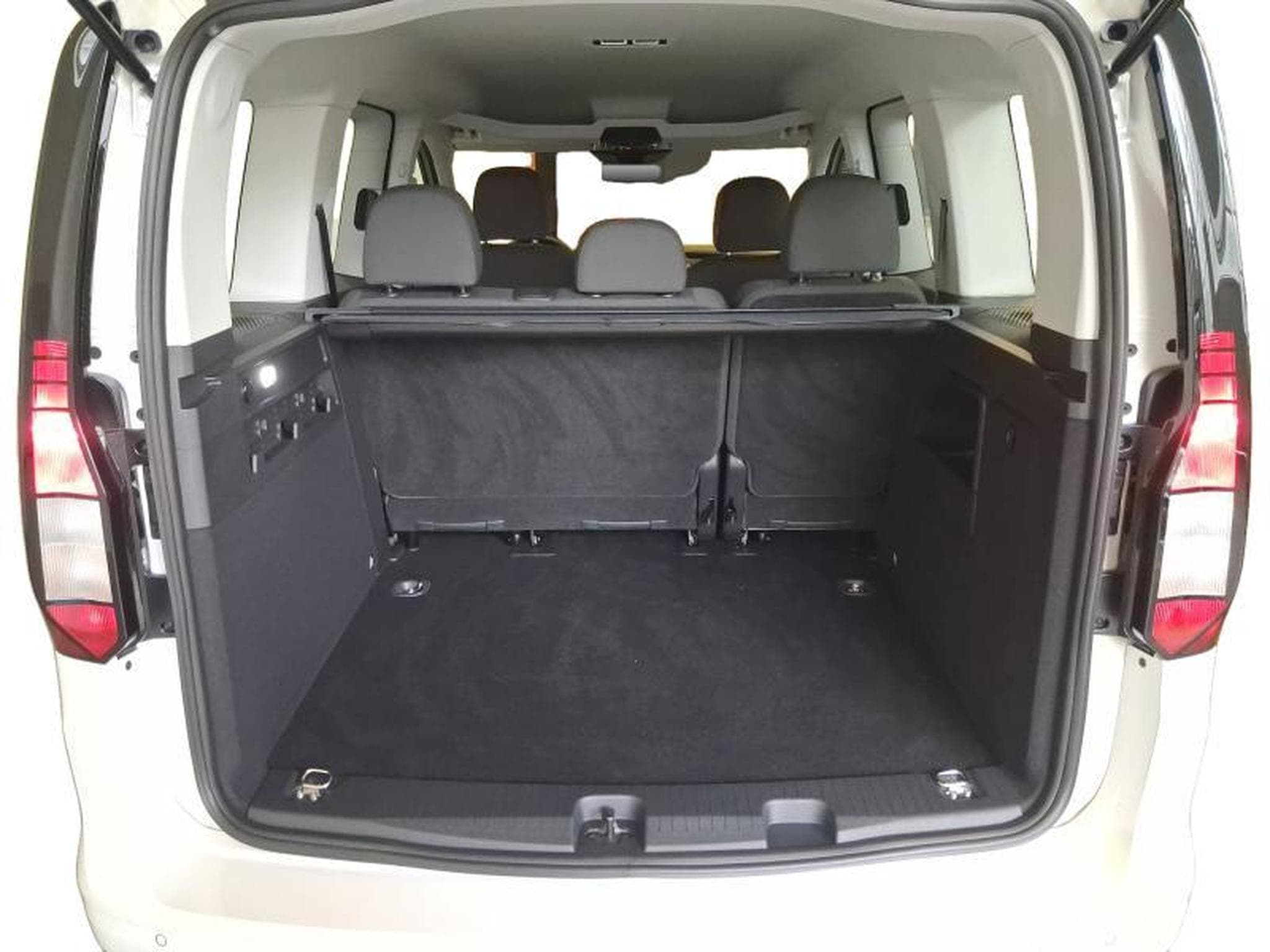 VW Caddy Life (2026) - Foto 15
