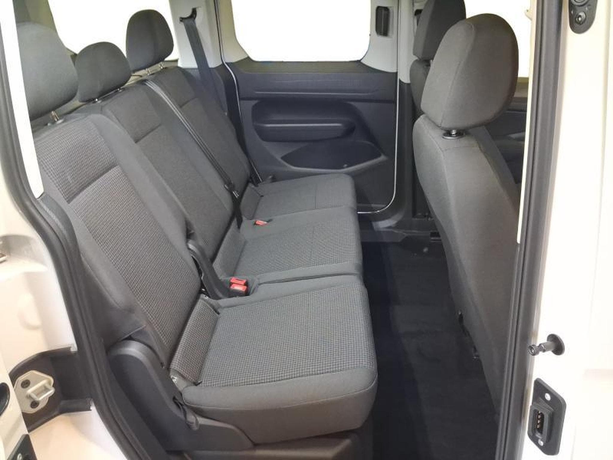 VW Caddy Life (2026) - Foto 14