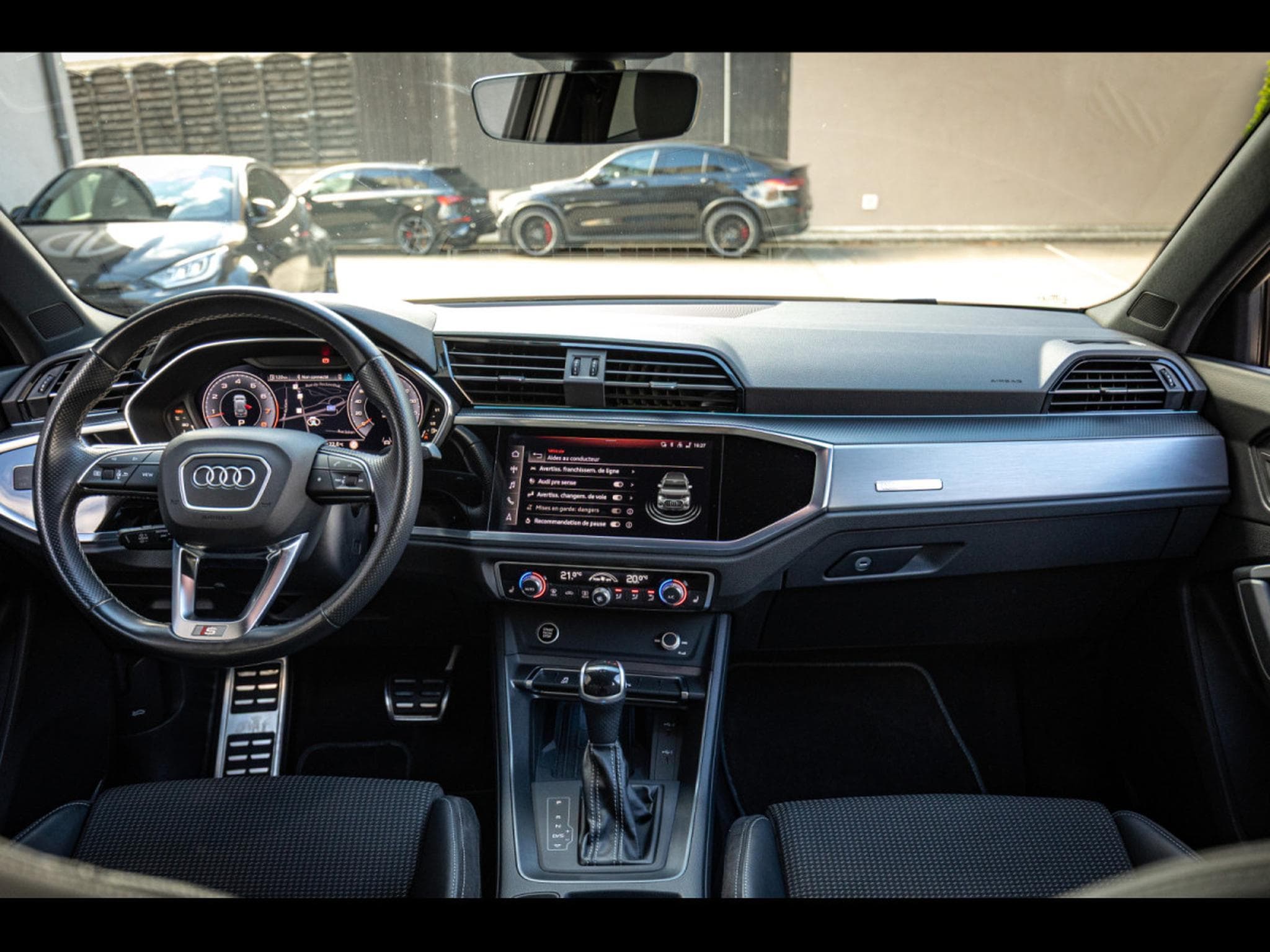 Audi Q3 35 TFSI S-TRONIC S-LINE - BUSINESS PACK (2021) - Photo 16