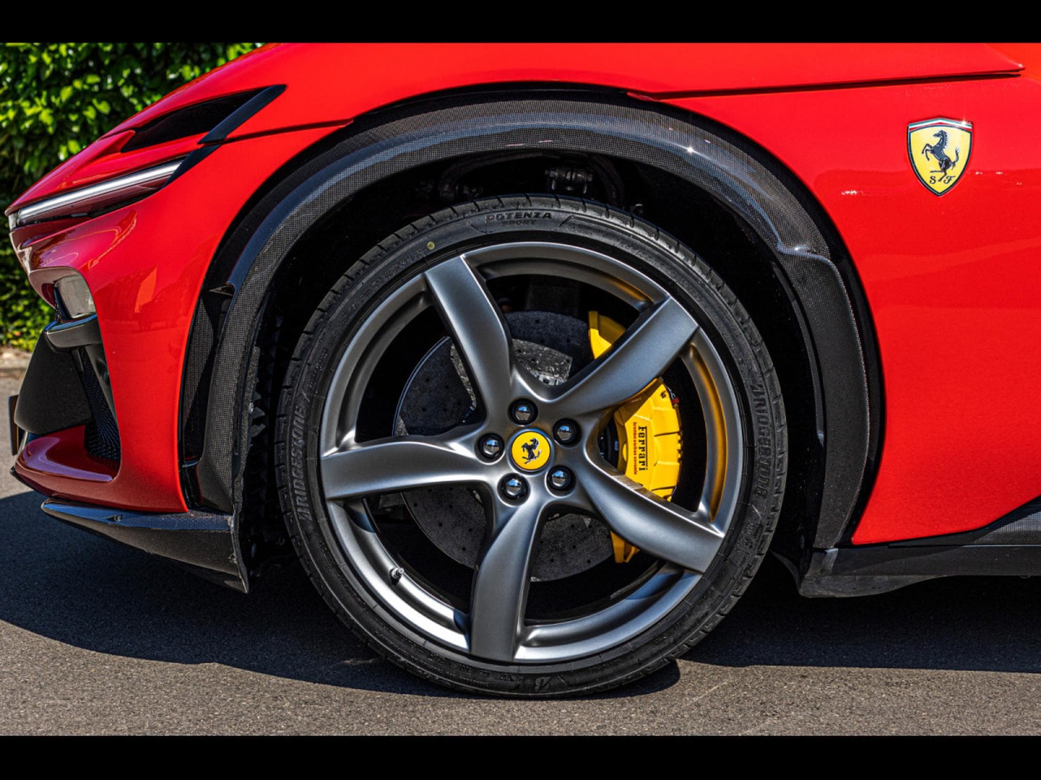 Ferrari Purosangue 6.5 V12 725 CH - FULL CARBON EXT - ROSSO CORSA - NOVITEC EXH (2025) - Photo 9