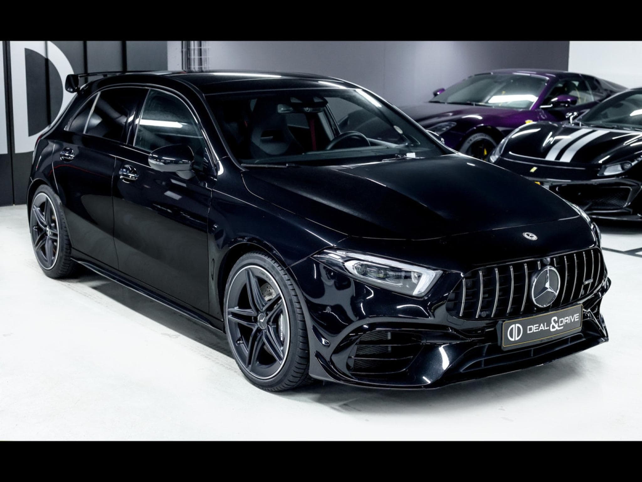 Mercedes A 45 AMG 4MATIC PACK AERODYNAMIQUE (2022) - Photo 6
